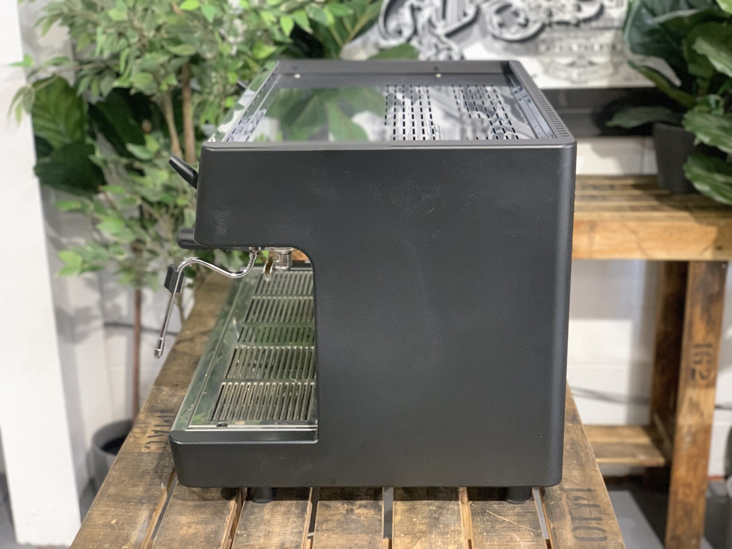 Carimali Cento 2 Group Black High Cup Commercial Espresso Machine - Perfect for Coffee Shops, Restaurants & Offices