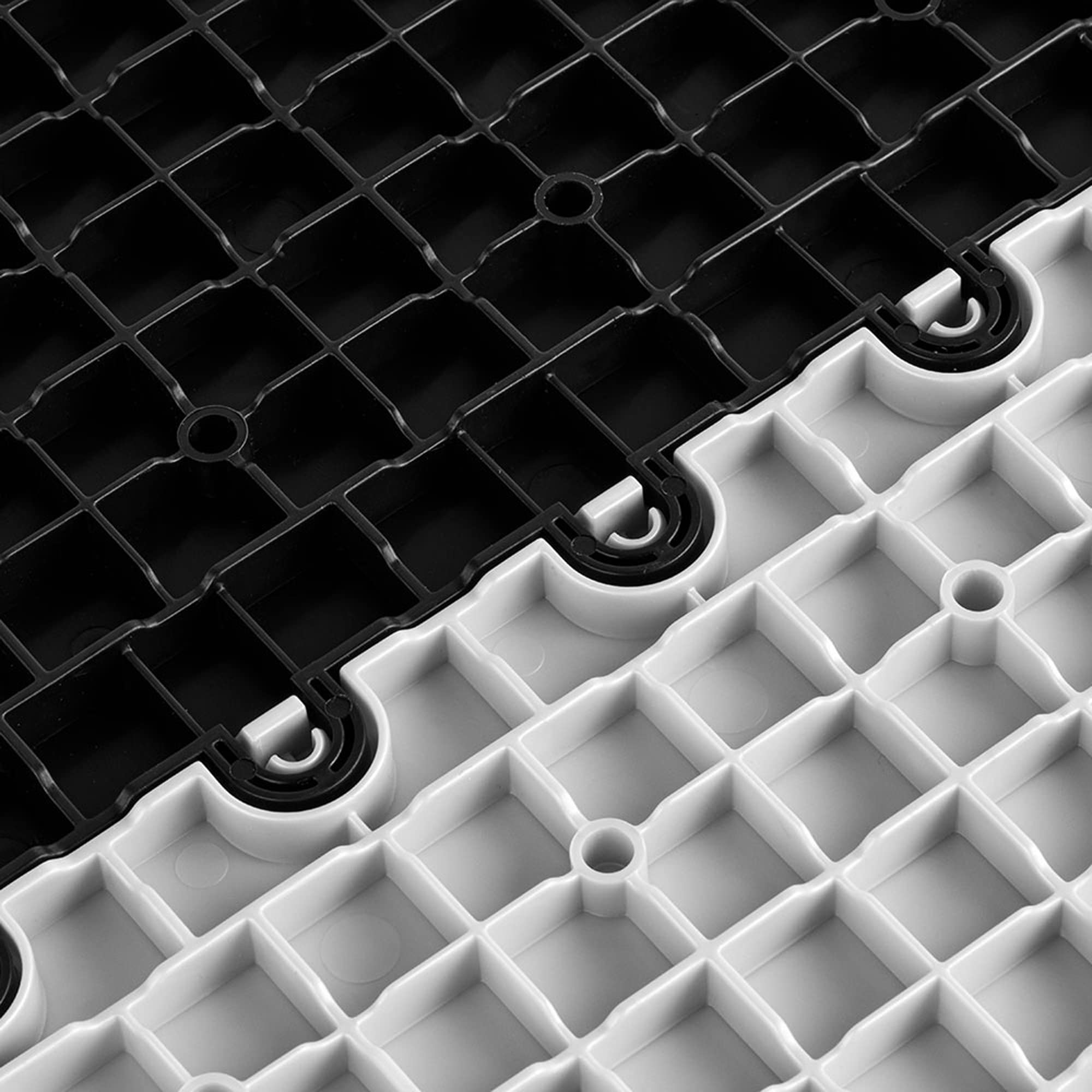 Speedway Garage Floor Diamond Tile - 12
