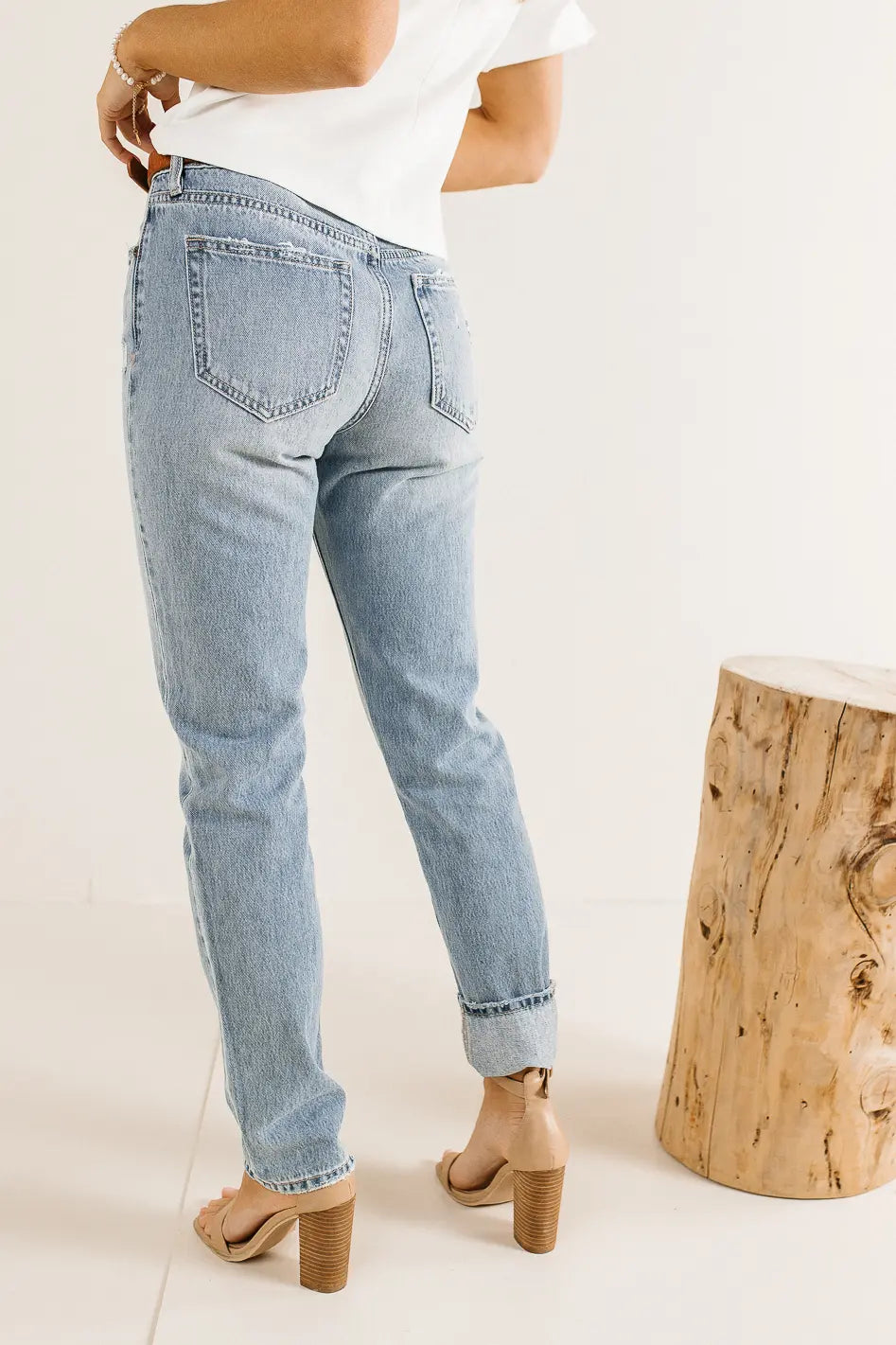 Abbie Women's Straight Leg Jeans - Classic Fit Denim Pants for Casual Wear & Everyday Style | Perfect for Office, Dating & Weekend Outfits