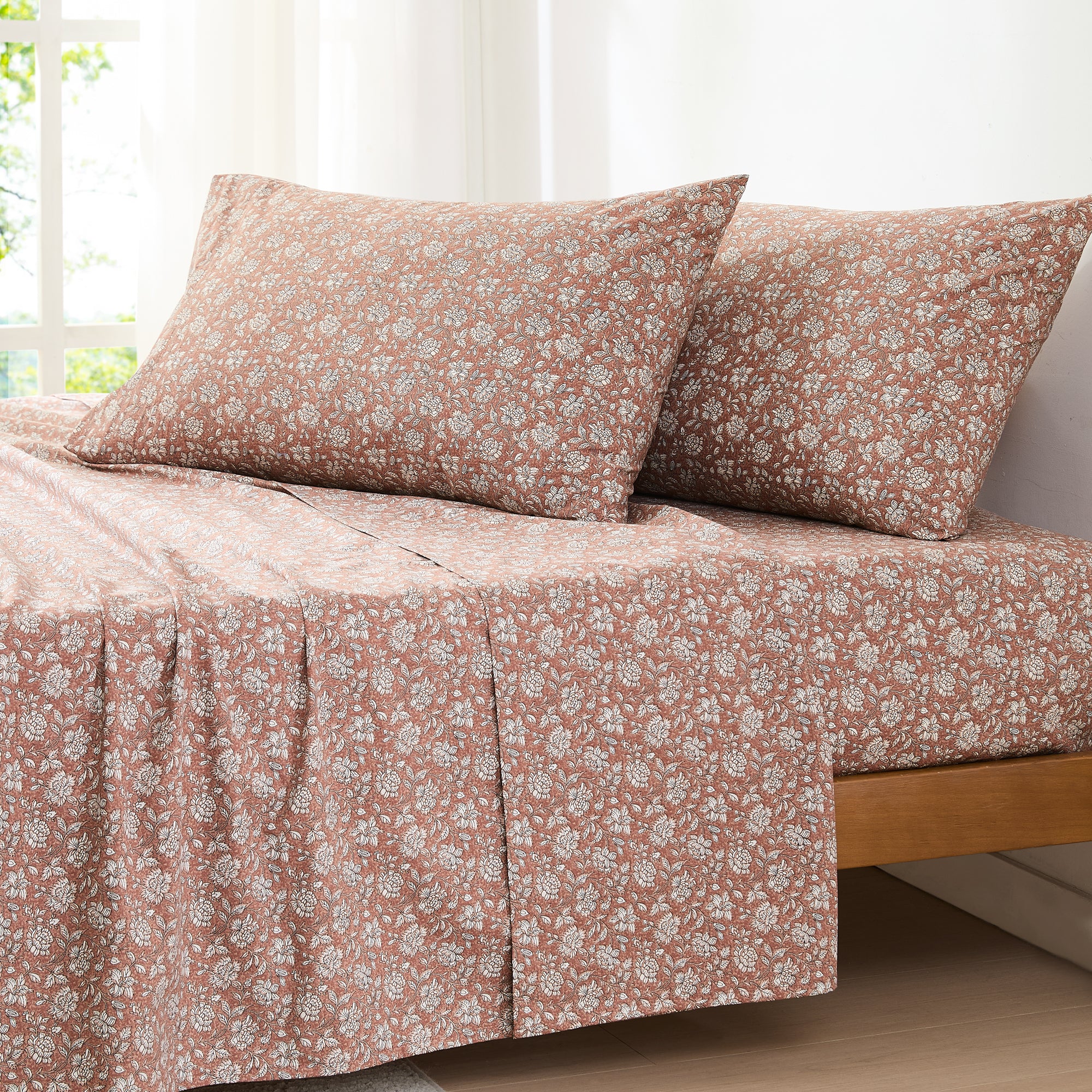 Zara Floral Print 100% Cotton Bed Sheet Set - Queen Size, 4-Piece Set for Soft & Breathable Bedding | Perfect for Master Bedroom, Guest Room & Dormitory