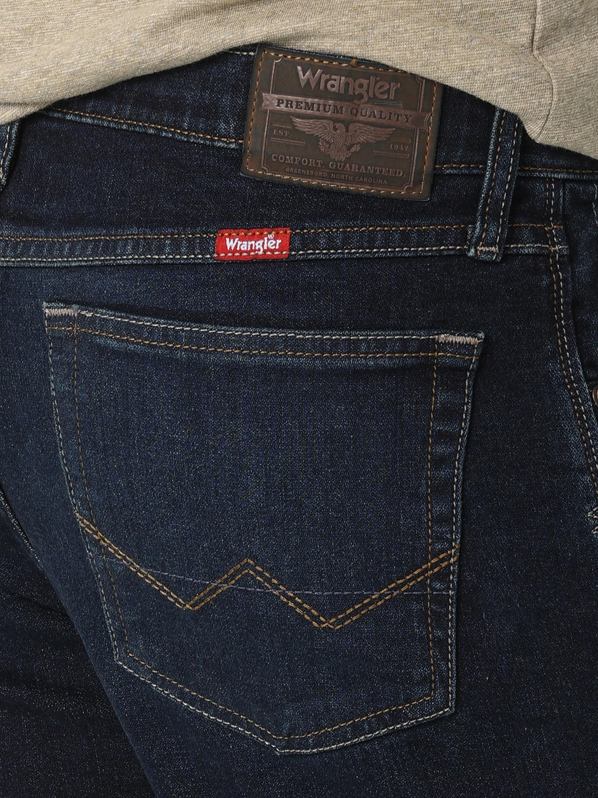 Wrangler Men's Relaxed Fit Boot Cut Jeans - Comfortable Denim Pants for Casual Wear & Western Style | Perfect for Everyday Use, Cowboy Boots & Outdoor Activities