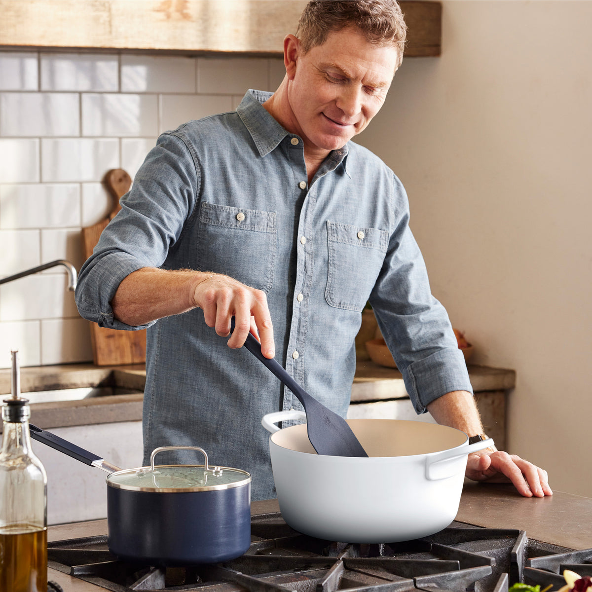 Bobby Flay by GreenPan 5.5 Quart Enameled Cast Iron Dutch Oven - Ivory | Premium Cookware for Braising, Stewing & Baking | Perfect for Soups, Casseroles & Bread Making