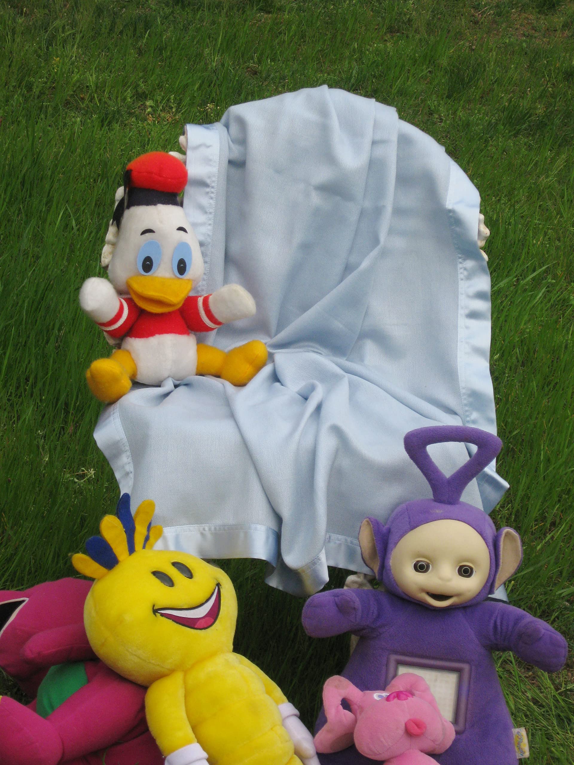Soft Baby Blankets & Swaddle Blankets - Cozy Knitted Receiving Blanket for Newborns, Warm Fuzzy Throw Blankets for Crib & Nursery - Perfect for Swaddling, Snuggling & Bedtime Comfort - Blue