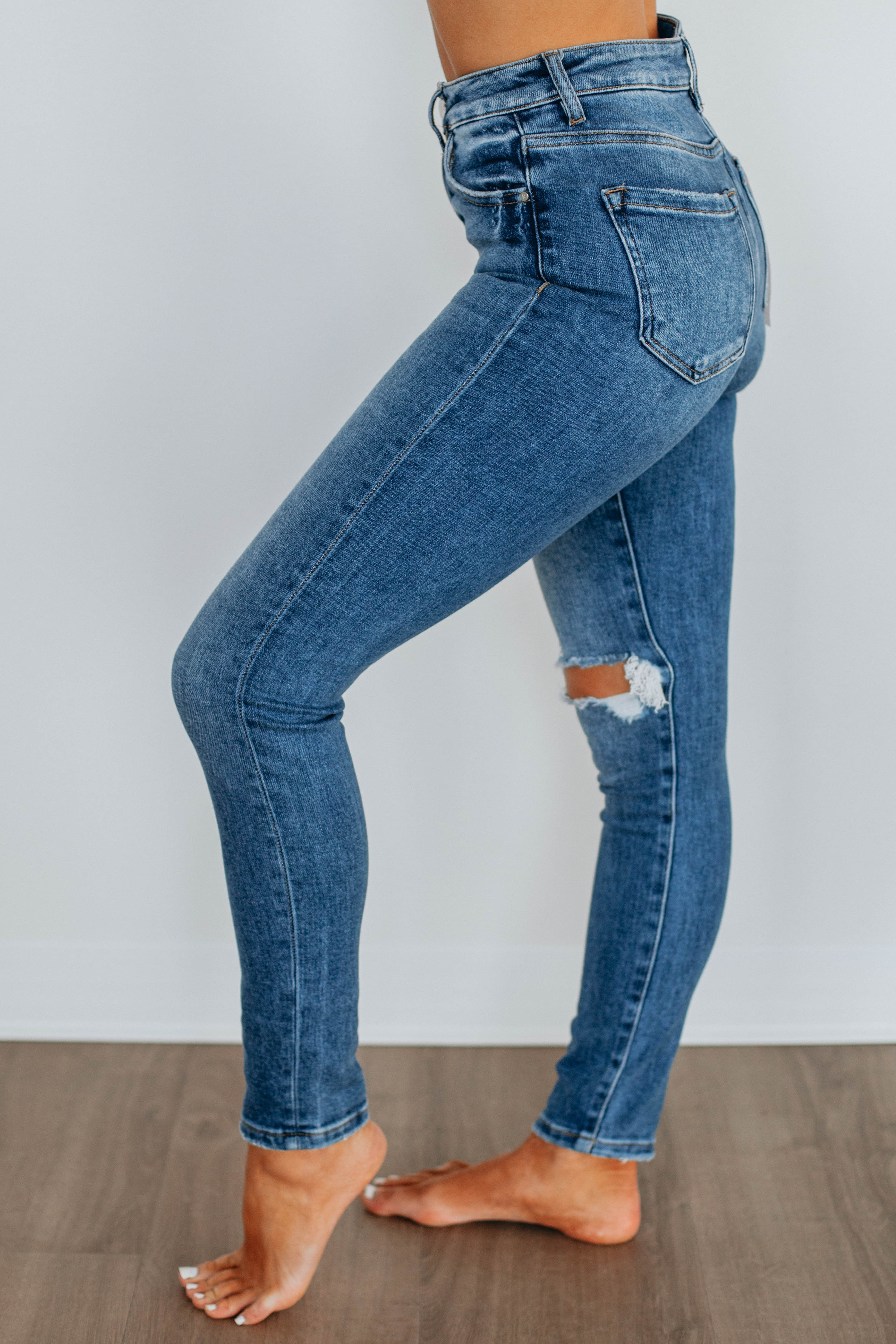 Autumn Risen Jeans for Women - High Waist Stretch Denim Pants, Comfortable & Stylish Fall Fashion | Perfect for Casual Outings, Work & Date Nights