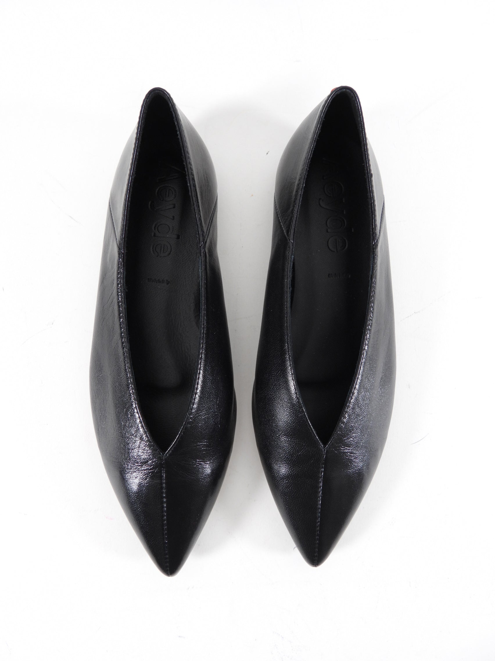 Aeyde Black Leather Moa Pointed Flat Shoes for Women Size 37 - Stylish & Comfortable Work & Party Flats