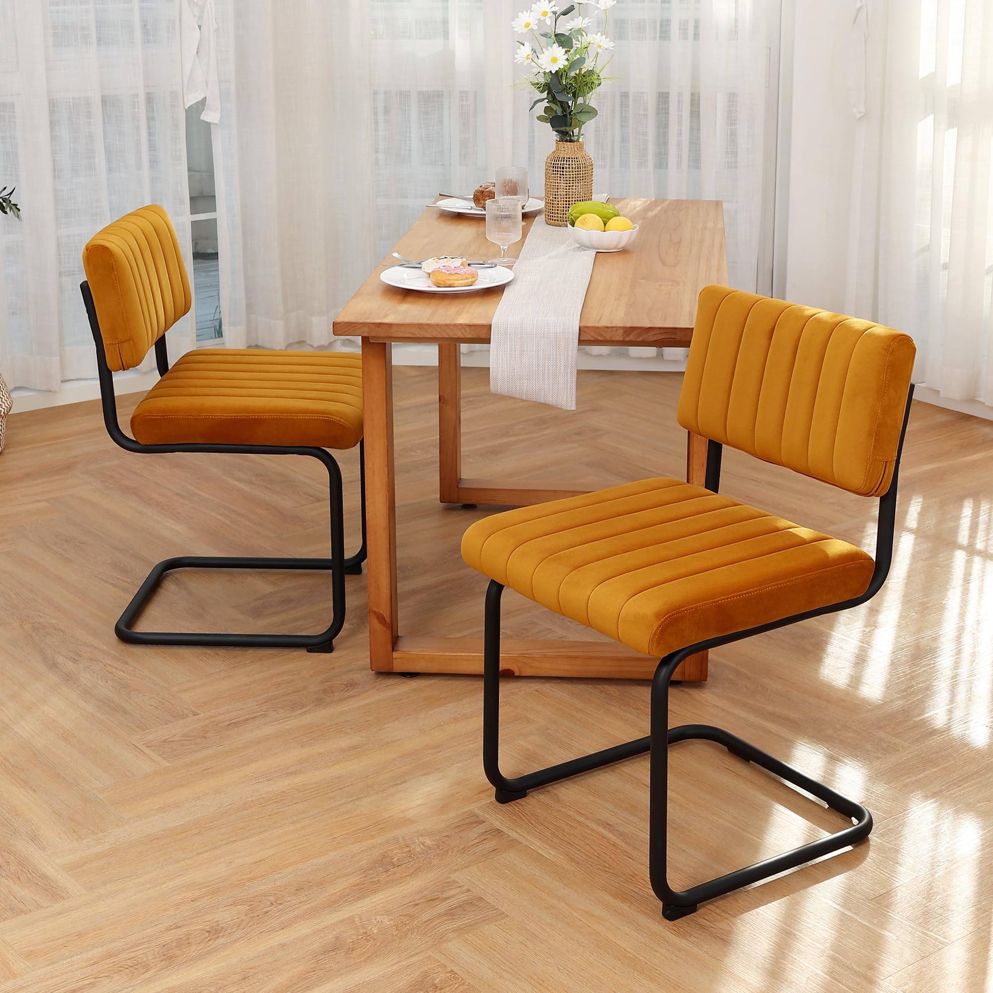 ONEVOG Set of 2 Velvet Upholstered Dining Chairs with Black Metal Legs - Modern Cantilever Design Kitchen & Dining Room Chairs, Comfortable Bedroom & Living Room Accent Chairs (Orange) - Perfect for Small Spaces, Apartments and Cozy Home Decor
