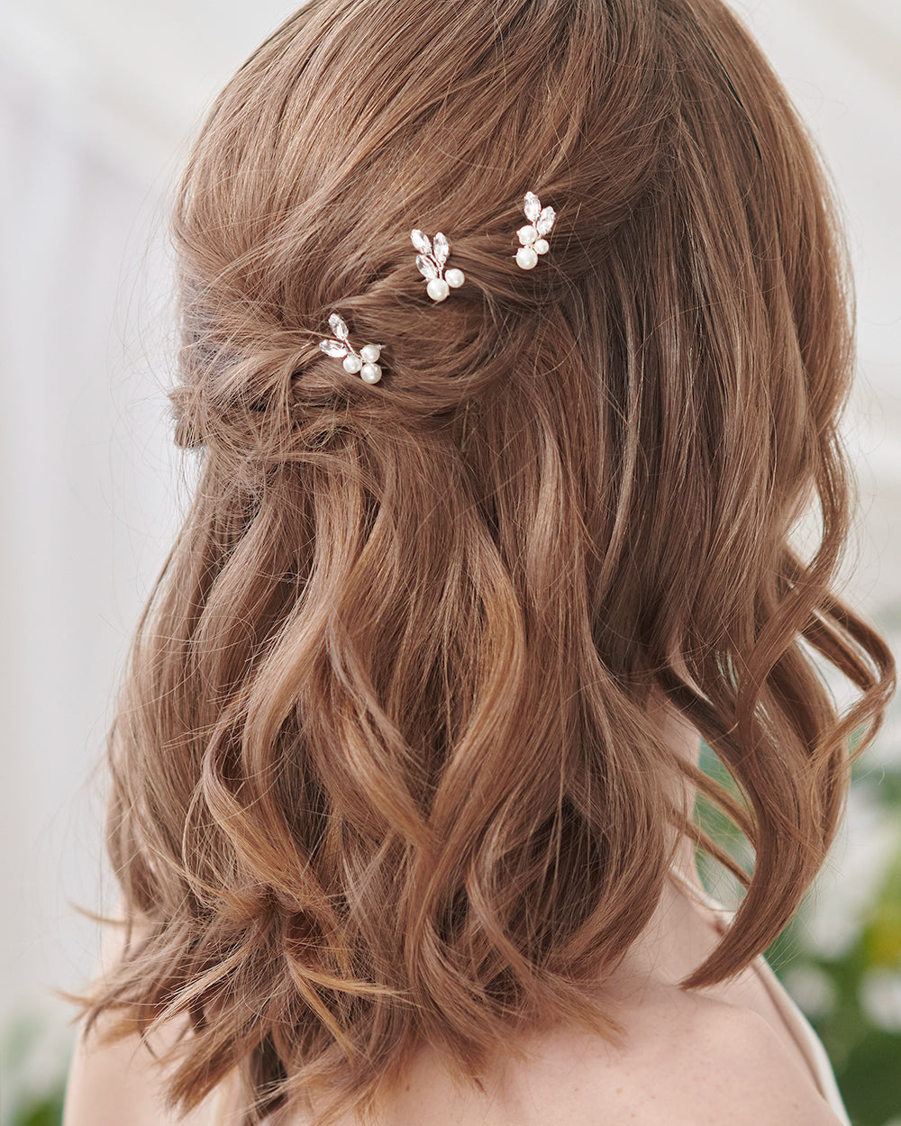 Elara Pearl Hair Pins Set of 3 - Elegant Pearl Bobby Pins for Women, Bridal Hair Accessories, Wedding, Prom & Special Occasions