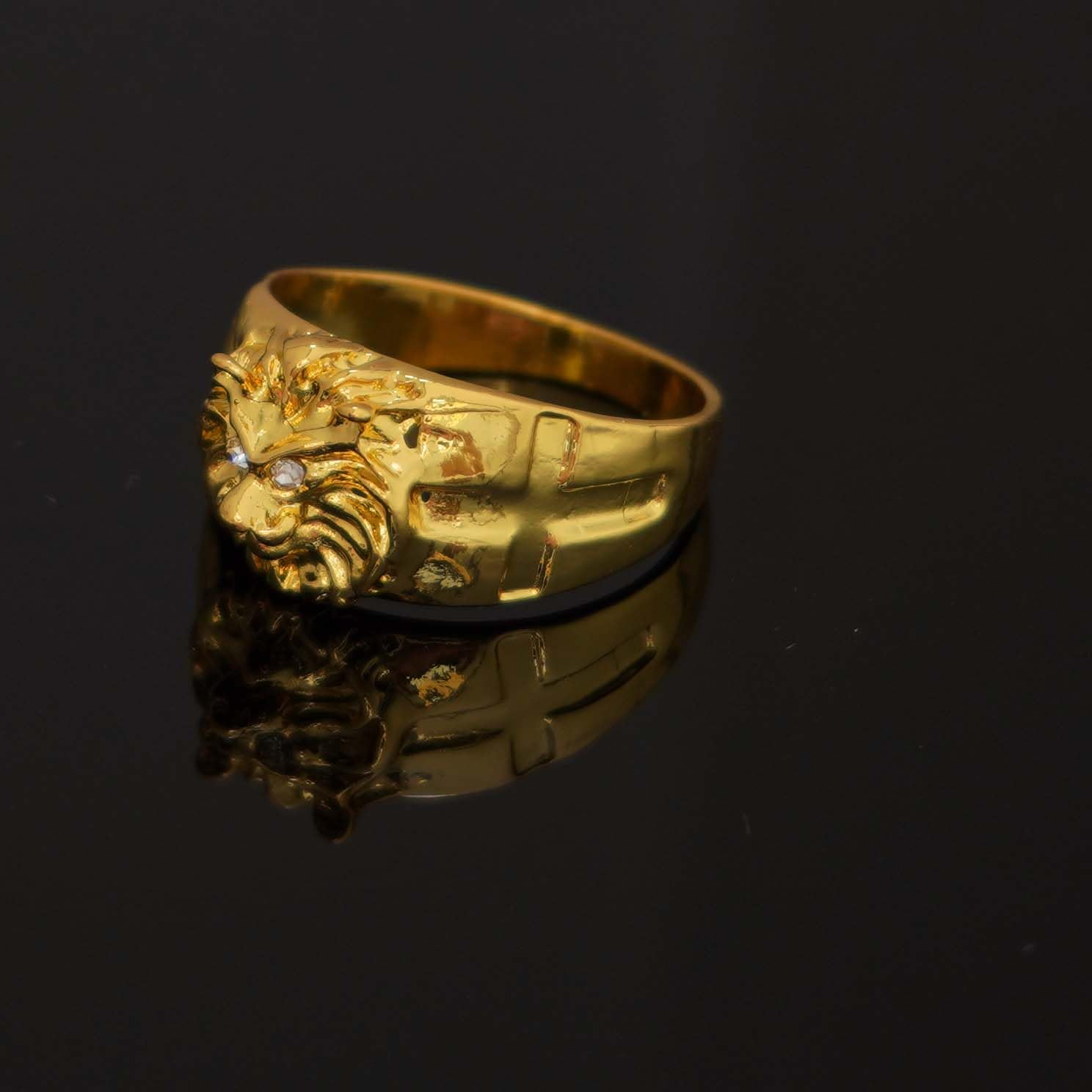 Men's Gold Lion Head Ring - Norse Viking Rhinestone Crystal Eye Ring - Heavy Metal Rock Punk Gothic Biker Cross Jewelry - Lion Totem Amulet Ring for Punk Style & Animal Jewelry Lovers - Perfect for Concerts, Biker Events & Gothic Fashion