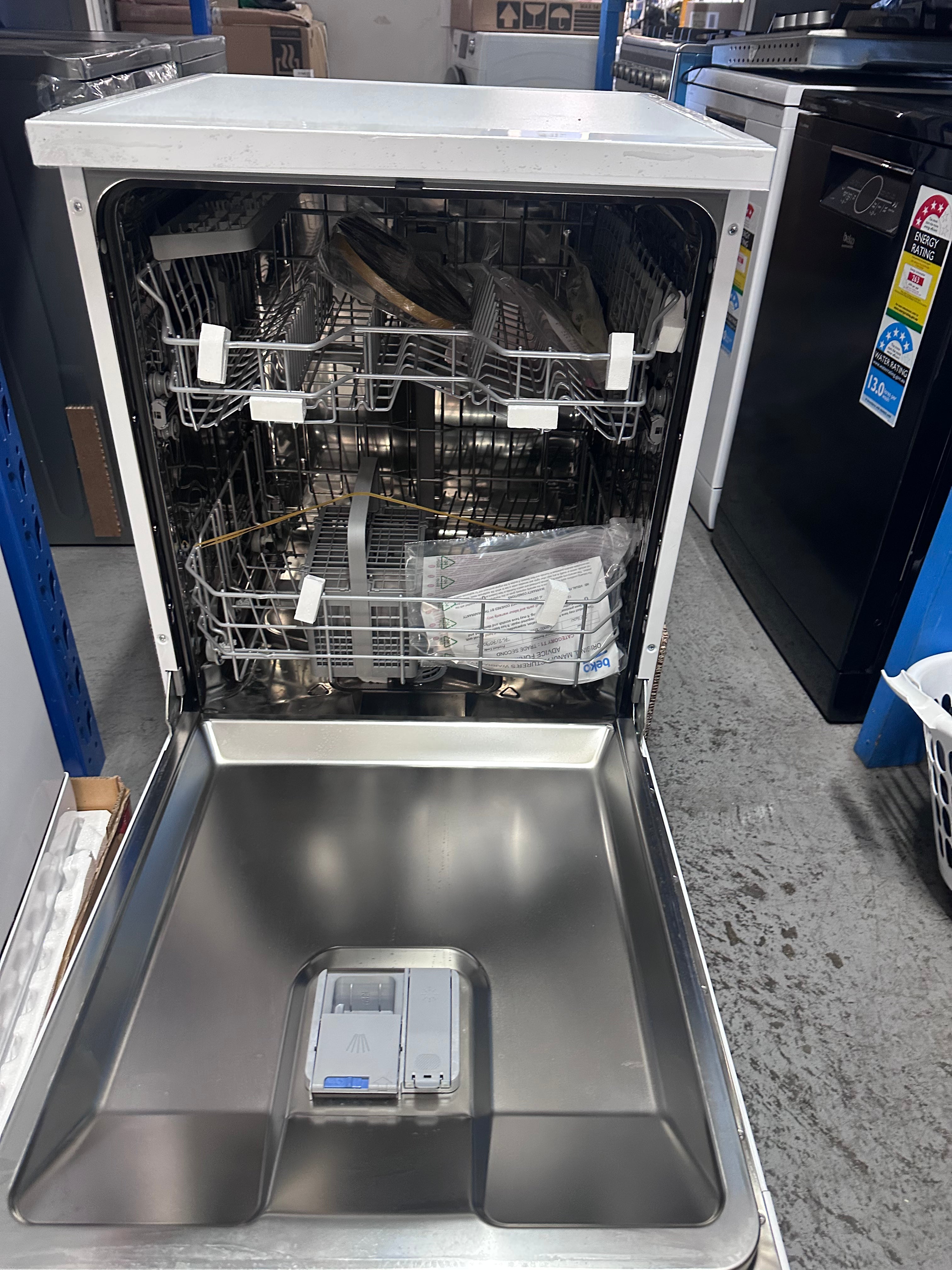 Altus 60cm Freestanding White Dishwasher ADF140W - European Made, Factory Second | Perfect for Small Kitchens & Apartments