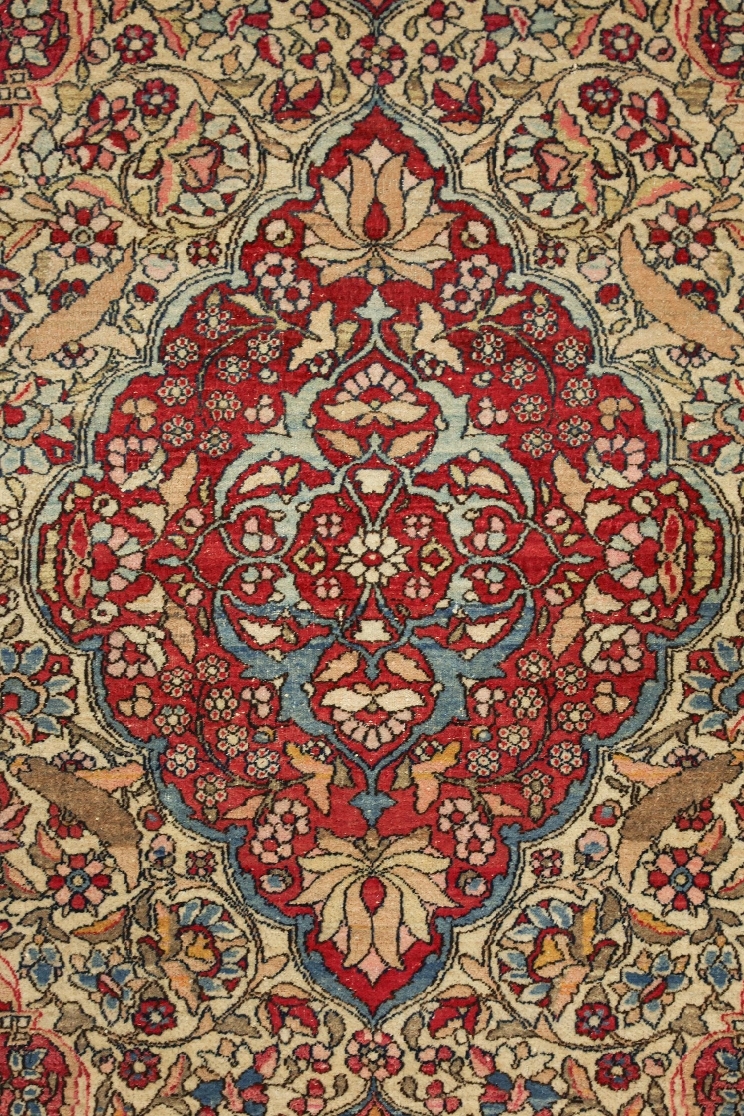 Handwoven Antique Isfahan Persian Traditional Rug - J76413 - Perfect for Living Room, Bedroom & Home Decor