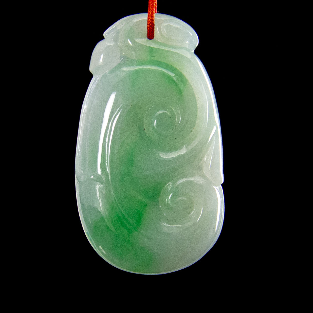 Natural Green Jade Pendant Necklace with Lucky Lingzhi Mushroom Charm - Elegant Spiritual Jewelry for Women - Perfect for Meditation, Yoga & Positive Energy