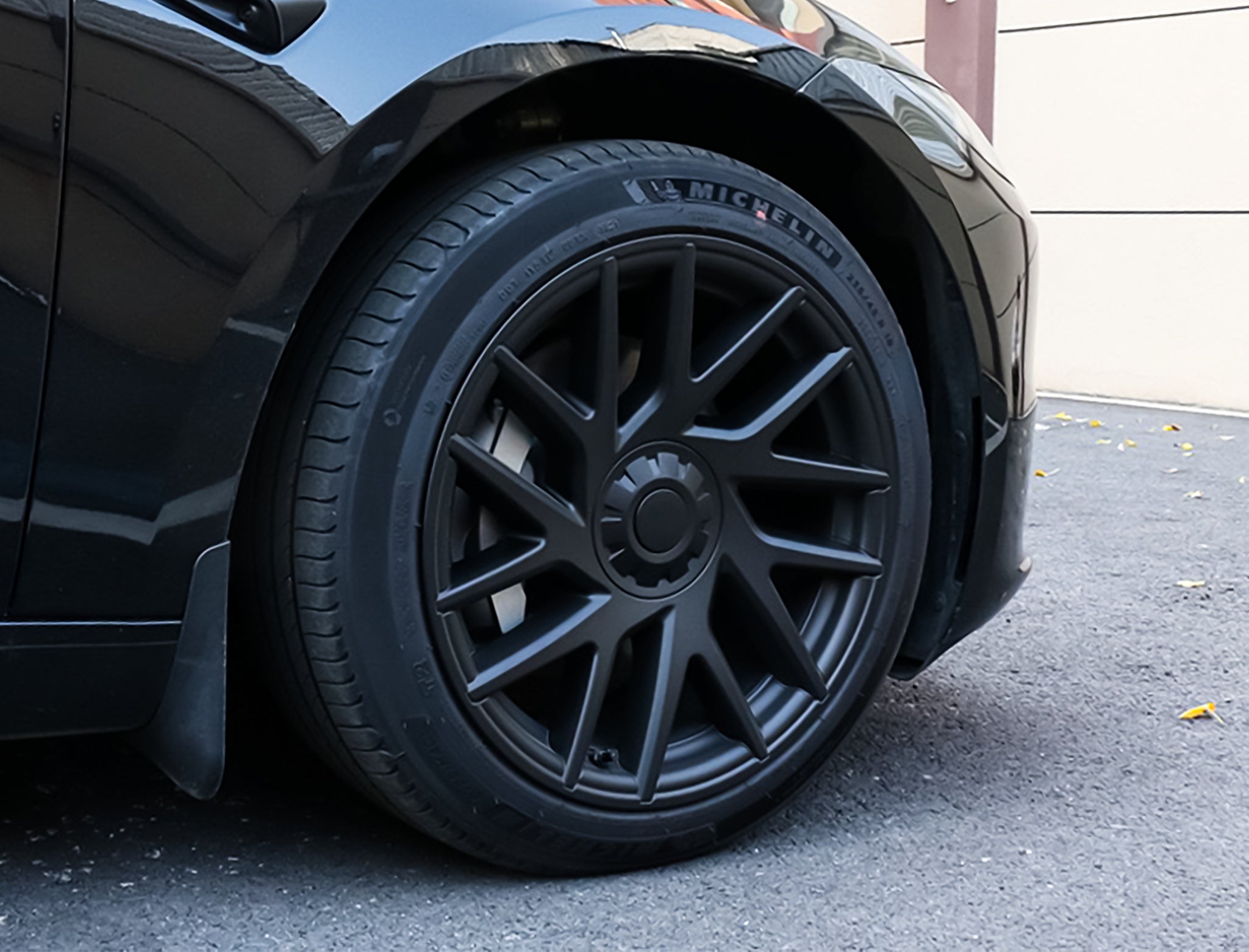 Tesla Aero Wheel Cover for 2024+ Model 3 Highland 18