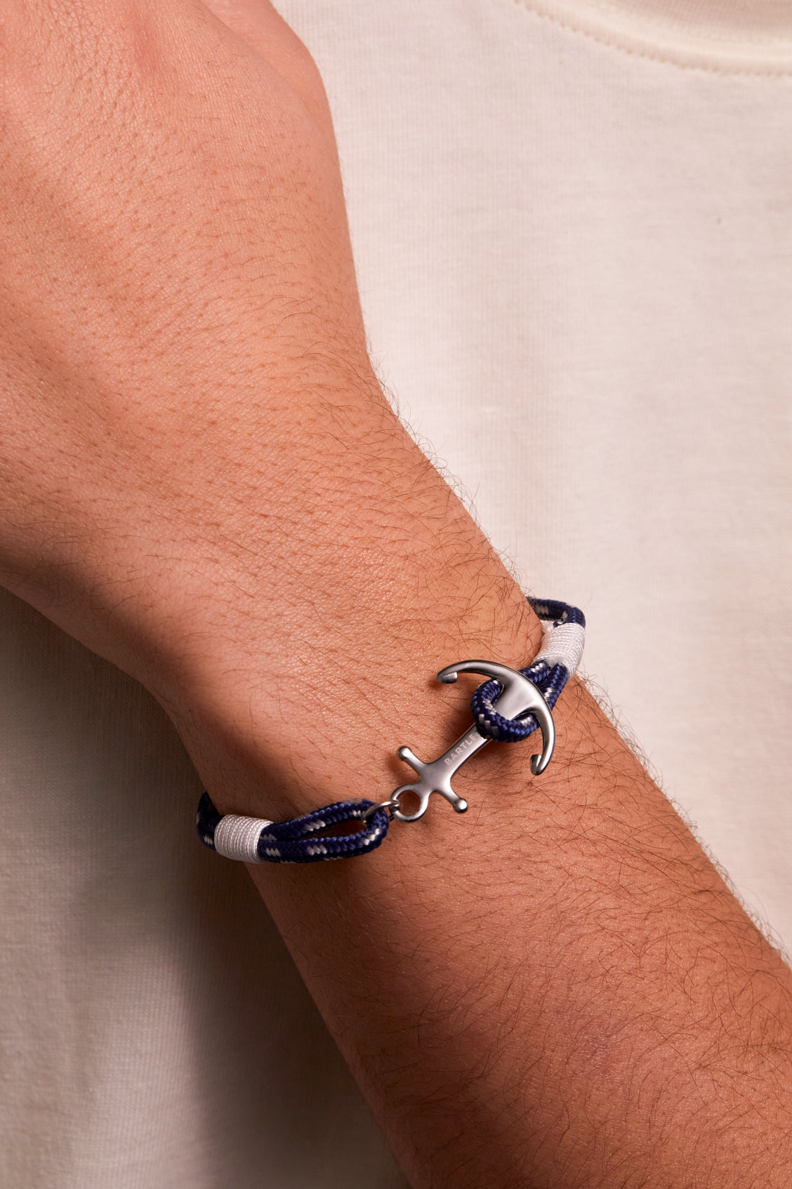 Men's Nautical Anchor Rope Bracelet - Adjustable Waterproof Stainless Steel Jewelry for Beach, Sailing & Outdoor Adventures