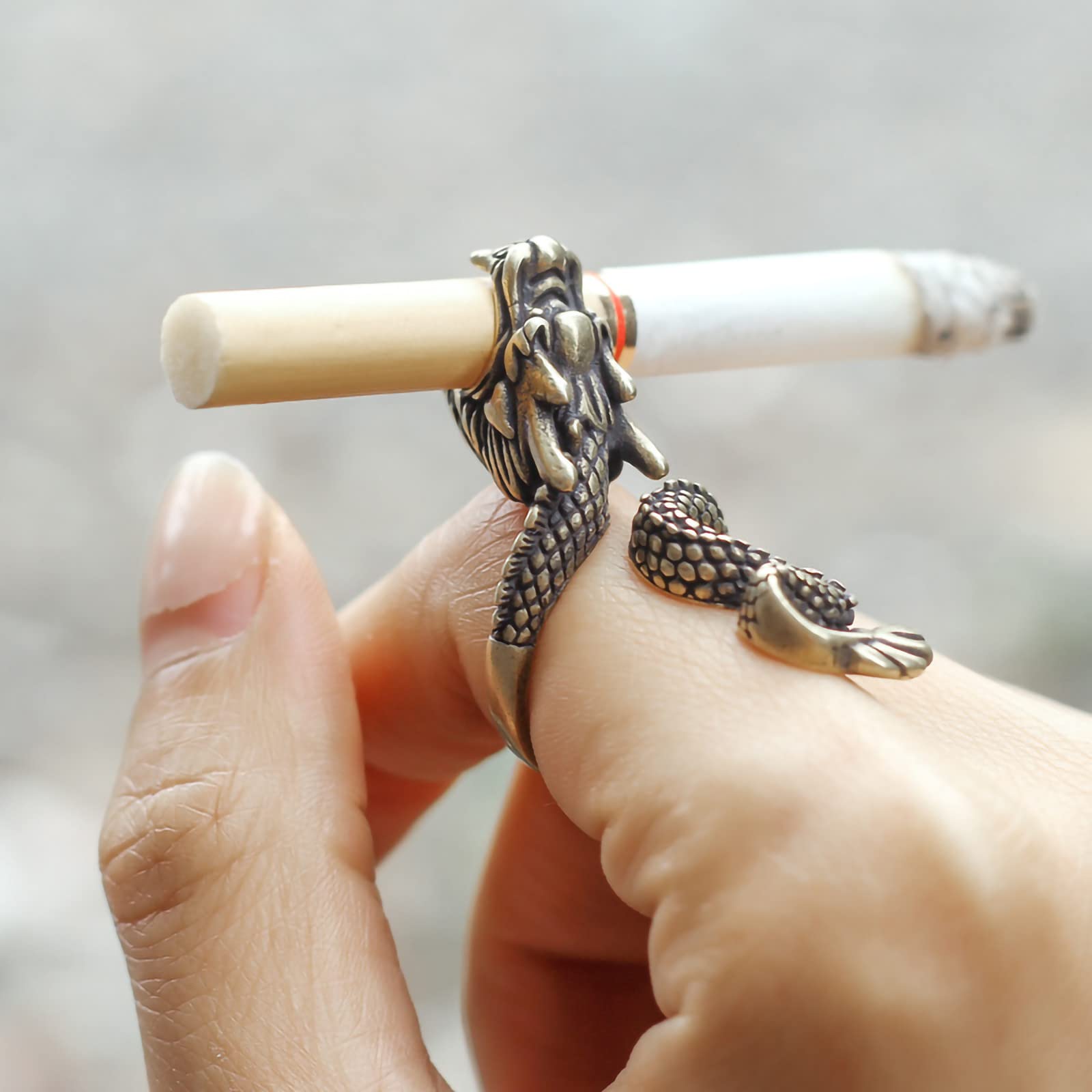 Dragon Finger Cigarette Holder - Adjustable Metal Blunt for 19mm Tobacco - Unique Smoking Accessory Gift for Men - Perfect for Parties & Gifts
