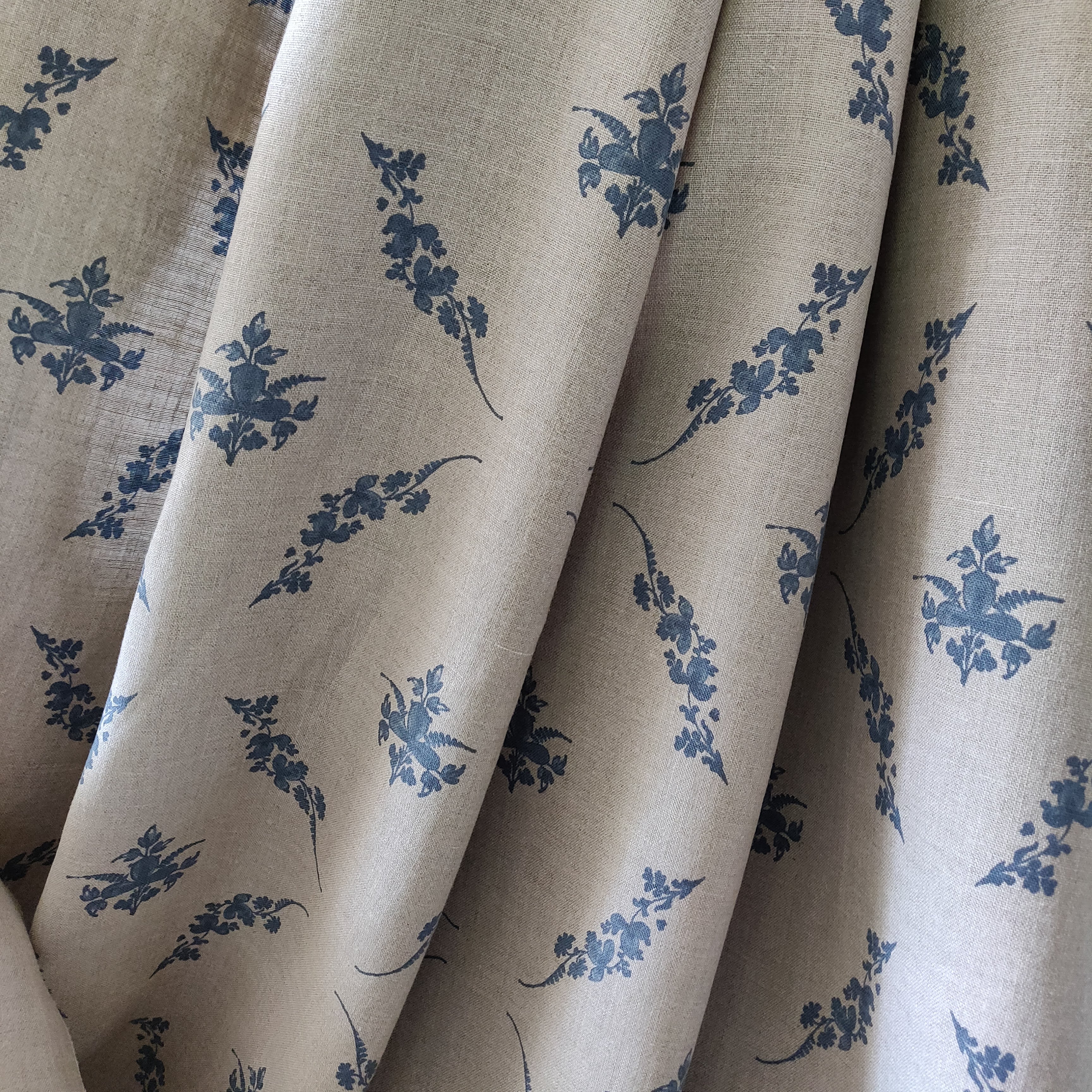 Premium Trifolium Clover Linen Duvet Cover Set - Midnight Blue & Natural - Luxury Bedding for Master Bedroom & Guest Room Decor