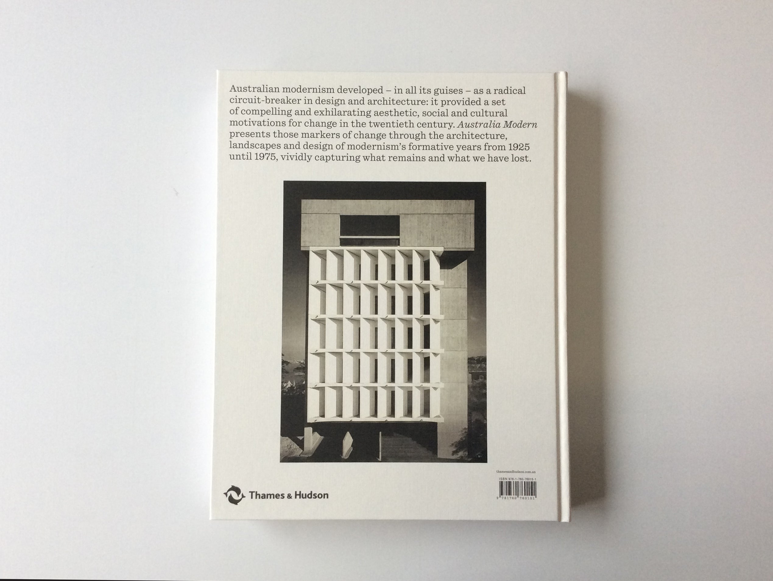 Australia Modern: Architecture, Landscape & Design 1925-1975 | Mid-Century Australian Design Book | Perfect for Architecture Students, Historians & Design Enthusiasts
