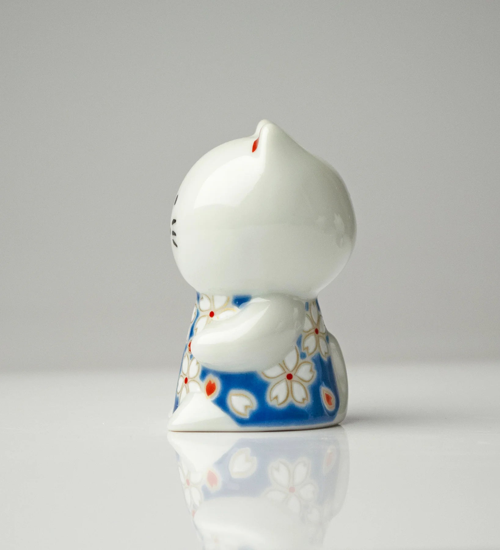 Authentic Kutani Yaki Japanese Maneki Neko Beckoning Cat Figurine - Cherry Blossom Design | Lucky Charm for Home, Office & Gift Giving