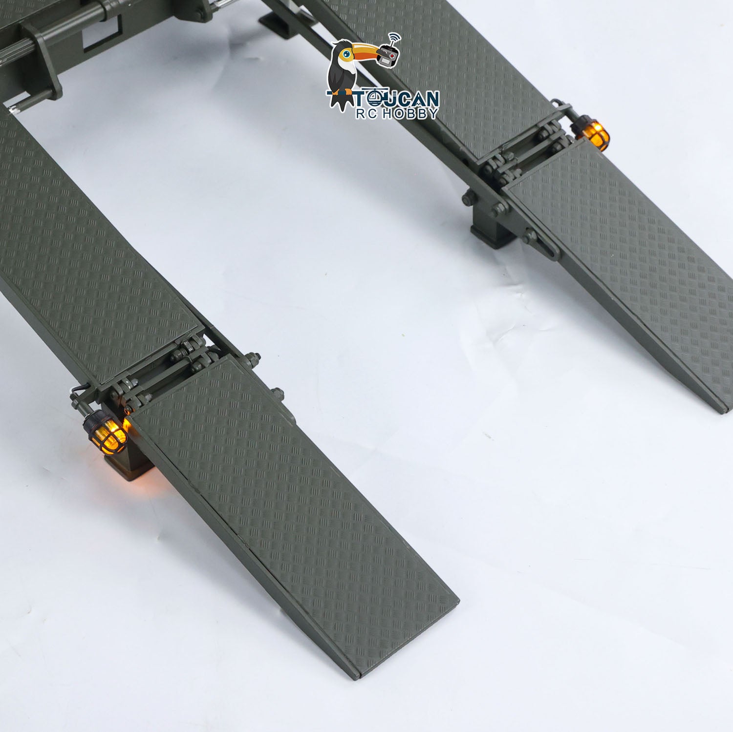 1/14 Scale Metal RC Hydraulic Semi Trailer - 6 Axle Servo Tank Transporter for Elefant FAUN SLT 56 Simulation Model | Realistic Construction Vehicle Toy for Adults & Collectors | Perfect for Military Displays, RC Hobby Shows, and Collector Showcases