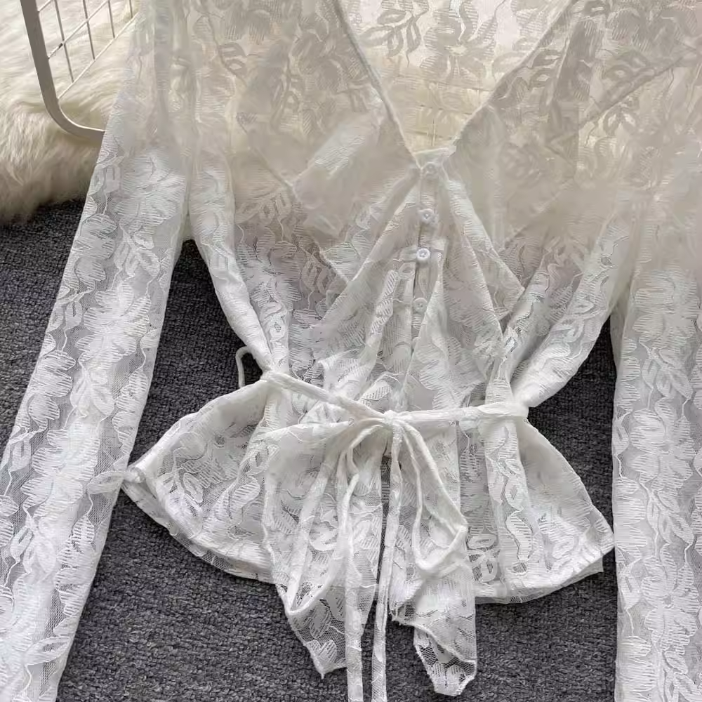 Elegant Hollow V-Neck Lace Top Long Sleeve Summer Blouse for Women - Perfect for Beach Vacations, Date Nights & Casual Outings