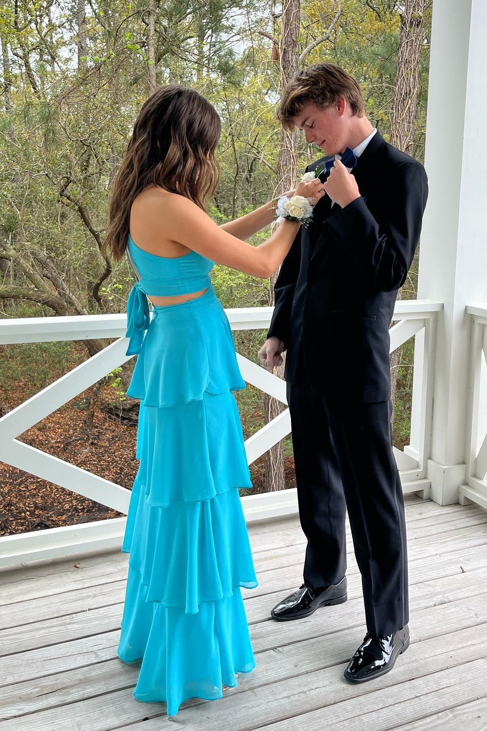 Elegant Blue Chiffon Tiered Long V-Neck Formal Guest Dress with Cut-Out Details - Perfect for Weddings, Parties & Special Occasions