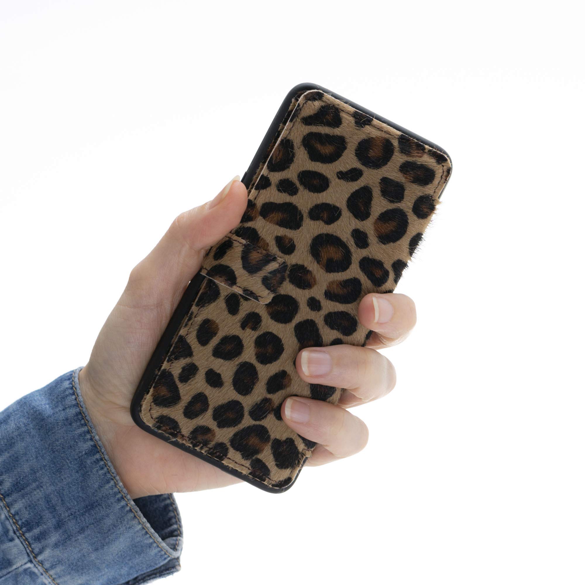 Venito Verona Genuine Leather Phone Case for Samsung Galaxy S9 (5.8 Inch) - RFID Blocking Flip Wallet Cover with Card Slots | Slim Protective Case | Furry Leopard Print | Perfect for Travel, Work & Everyday Use