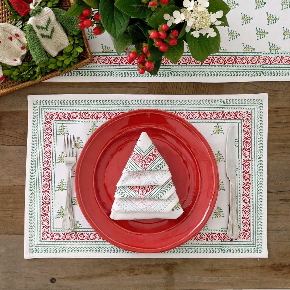 Festive Christmas Tree Napkins - Set of 4 Holiday Dinner Napkins for Christmas Party, Table Decorations & Seasonal Entertaining