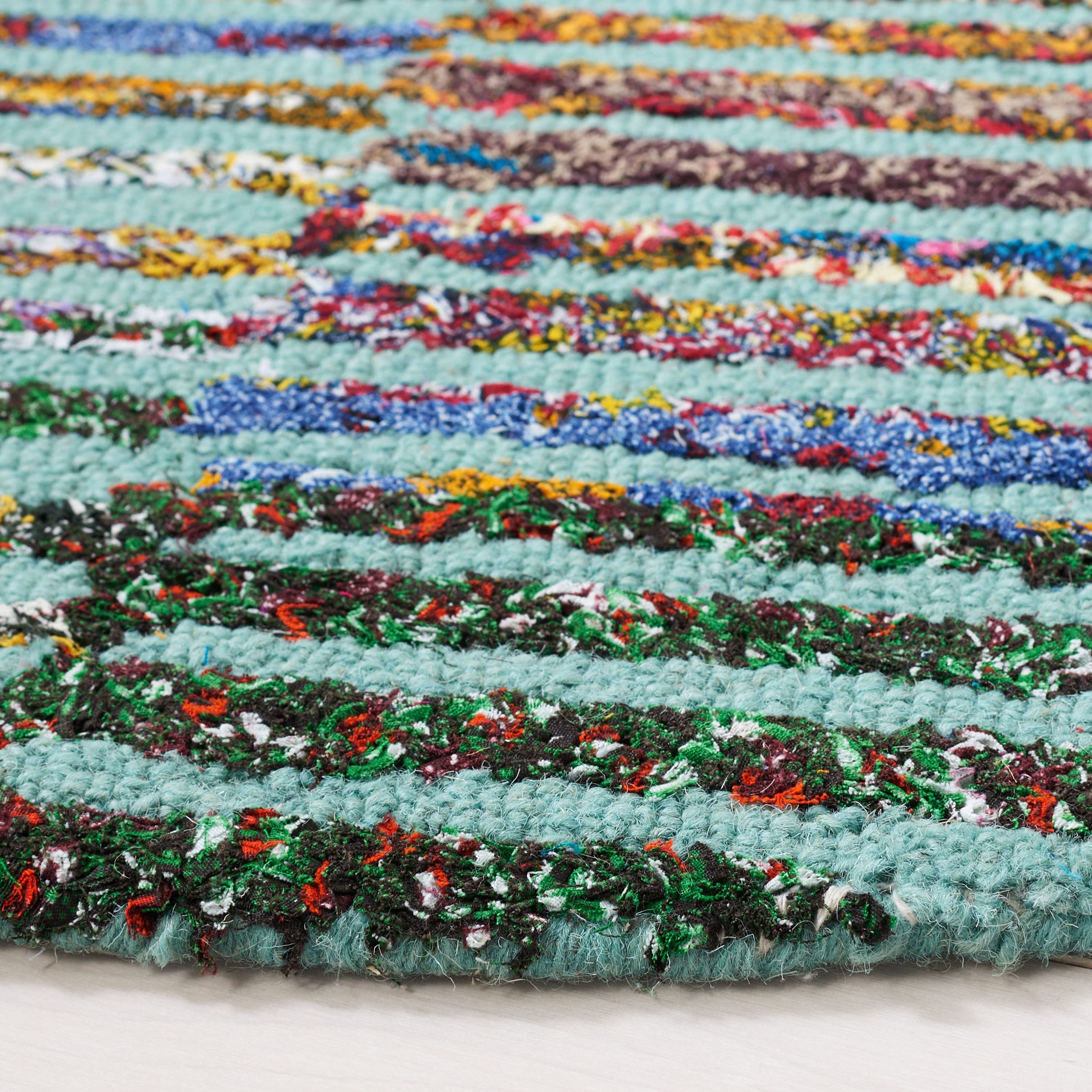 SAFAVIEH Nantucket Collection 4' Round Teal Handmade Boho Abstract Cotton & Wool Area Rug - Perfect for Living Room, Bedroom & Boho Home Decor