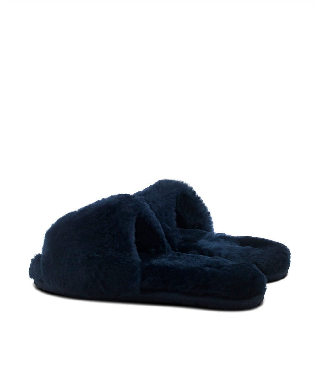 Women's UGG Fluffy Slippers - Cozy Indoor/Outdoor House Shoes for Winter Comfort - Perfect for Home, Lounge & Cold Weather Wear
