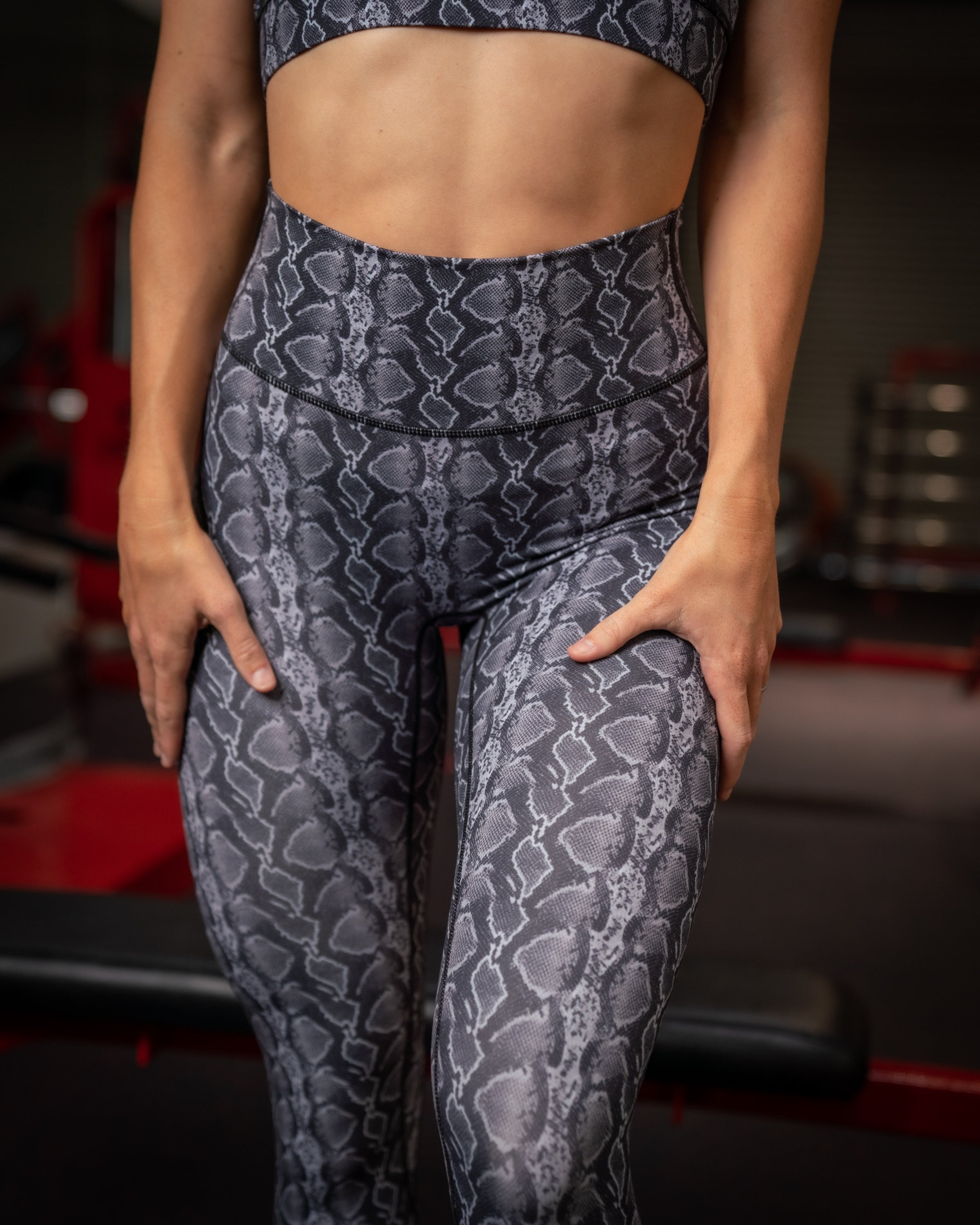 Effortless Scrunch Leggings with Stylish Prints - Perfect for Yoga, Workouts & Everyday Comfort