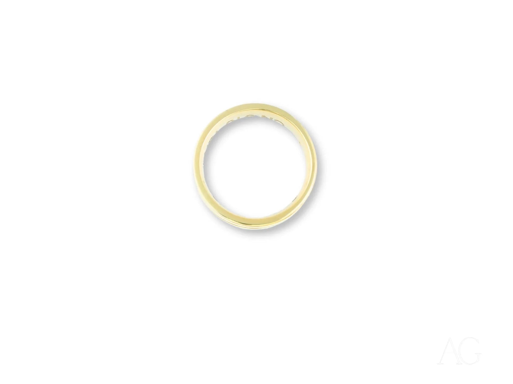 Solitaire Grace: Elegant Wedding Band for Women - Perfect for Engagement, Anniversary & Bridal Jewelry Gifts