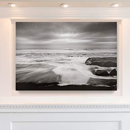 Monochrome Ocean