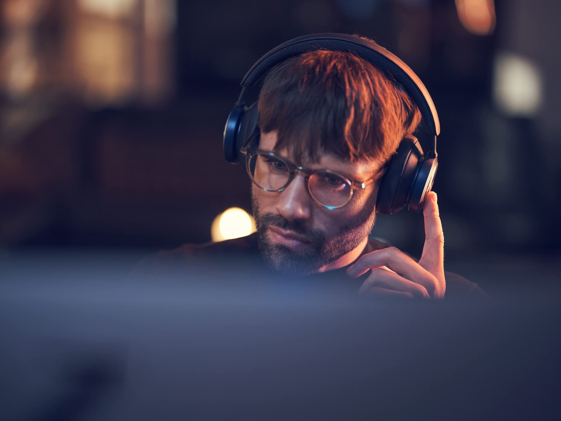Bang & Olufsen Beoplay Portal Wireless Gaming Headset with Active Noise Cancelling - Comfortable Over-Ear Headphones for Xbox Series X|S & Xbox One - Perfect for Competitive Gaming & Immersive Entertainment