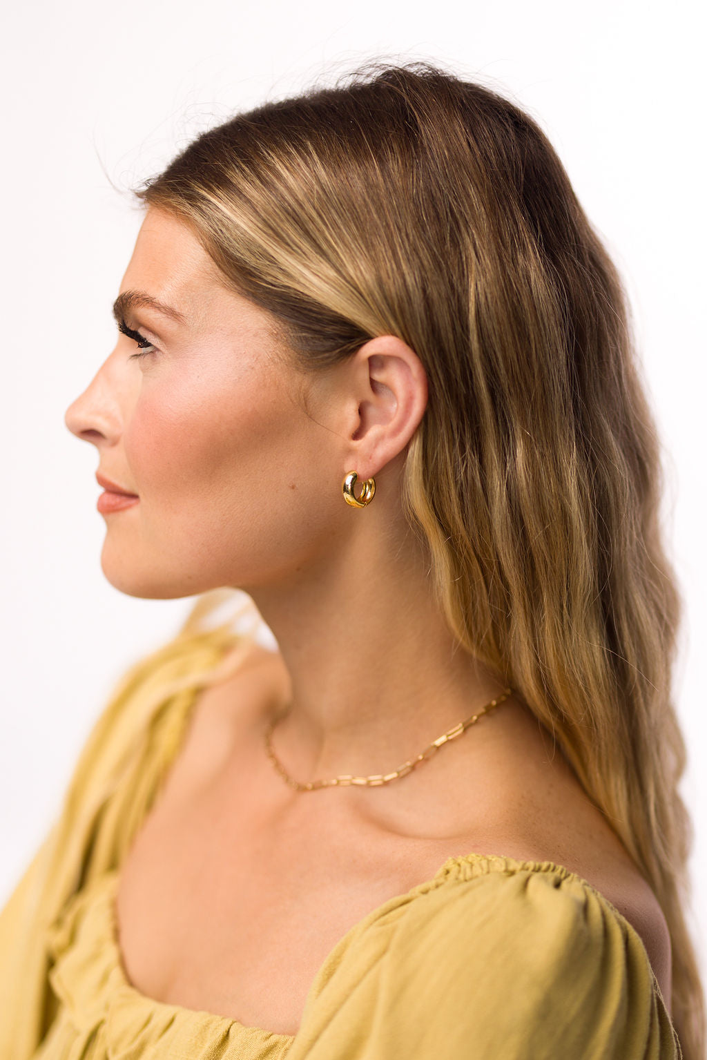Gold Halo Hoop Earrings for Women - Elegant Dainty Circle Earrings for Everyday Wear, Party & Gift Giving