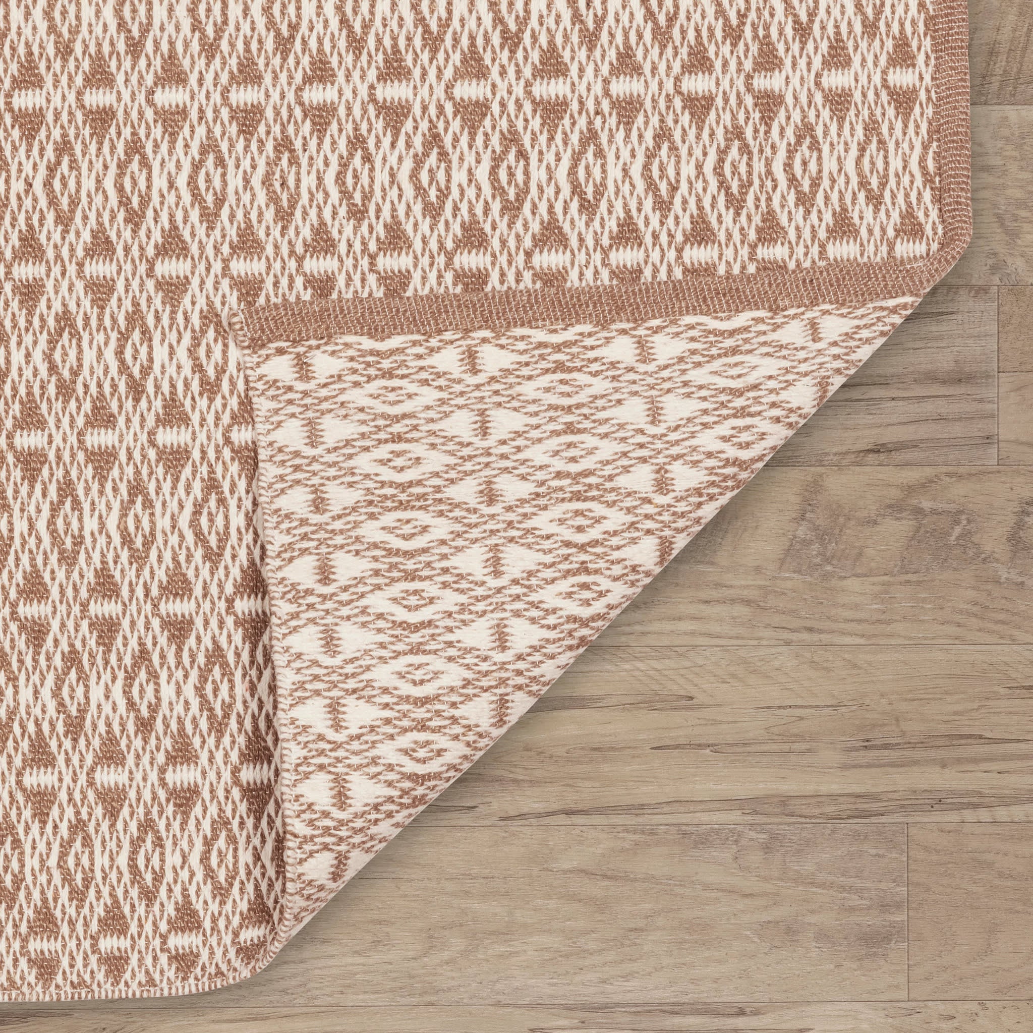 Handwoven Cotton Rug - Natural & Eco-Friendly Floor Mat for Living Room, Bedroom, or Nursery | Soft & Durable Home Decor