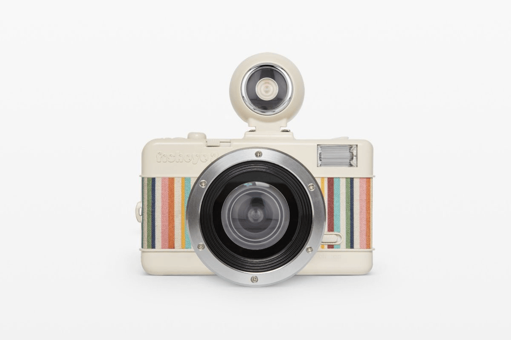 Lomography Fisheye No.2 Acapulco La Quebrada 35mm Film Camera - Vintage Style Fisheye Lens for Creative Photography & Travel Adventures