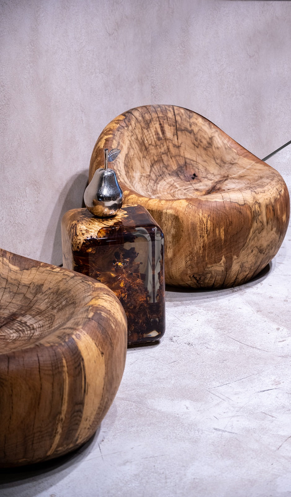 Modern Resin Cube Side Table with Epoxy Wood Design - Stylish Accent Stool for Living Room, Bedroom, or Office Decor