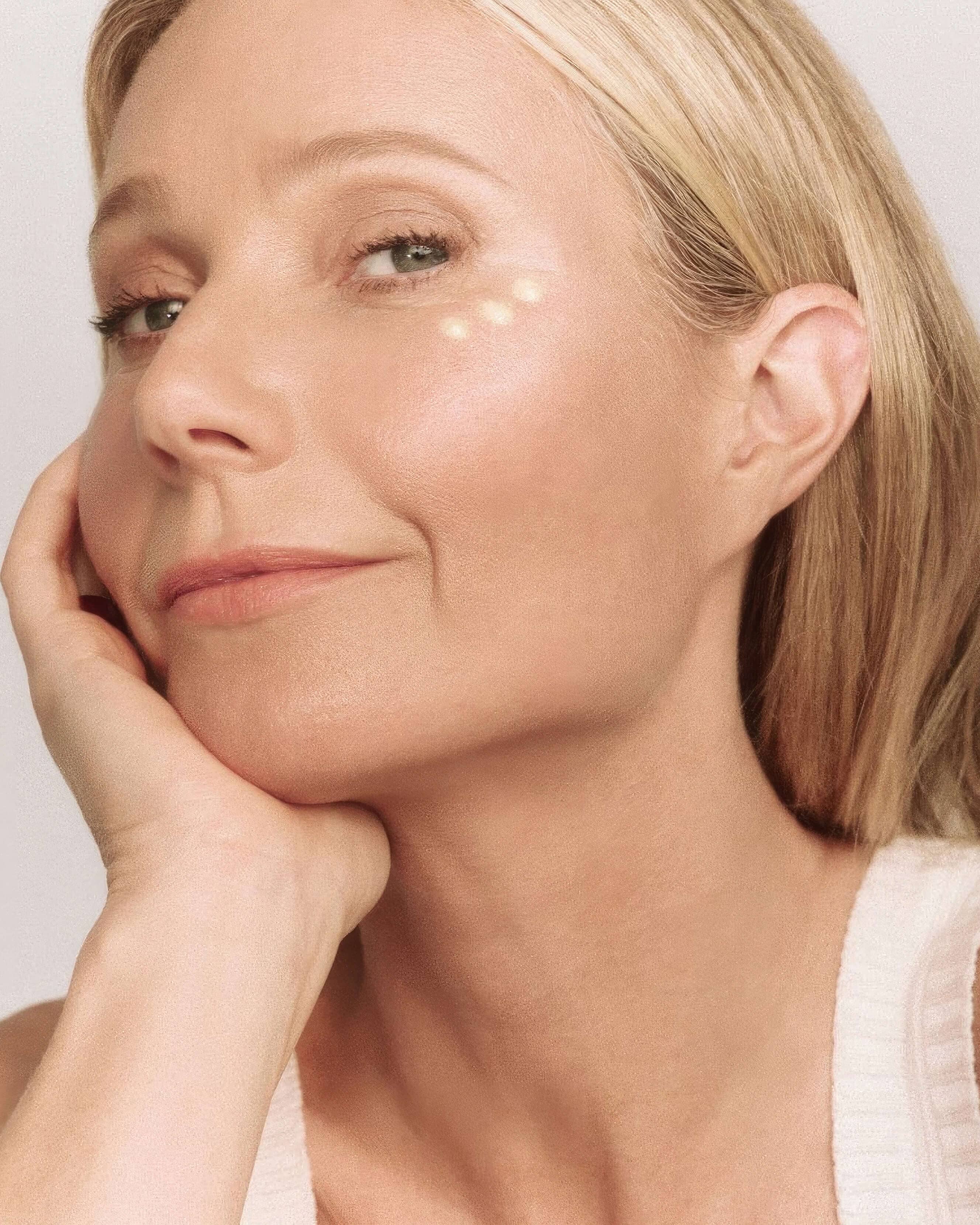 GOOPGLOW Vita C Brightening Eye Cream for Dark Circles & Puffiness – Vitamin C Eye Treatment for Brighter, Youthful Skin – Perfect for Morning & Night Skincare Routine