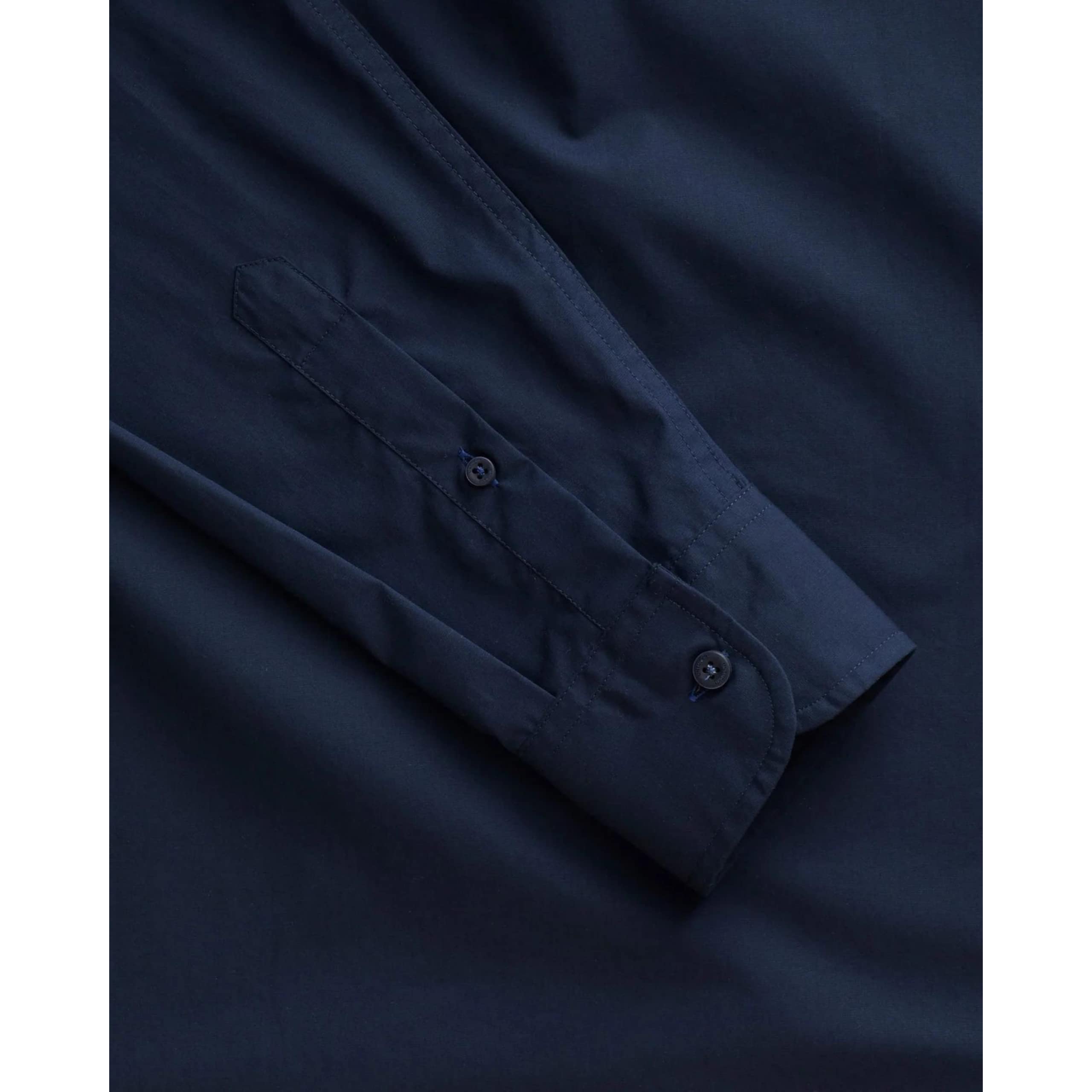 UNTUCKit Castello Men's Long Sleeve Wrinkle-Free Regular Fit Untucked Shirt | Casual Office Wear & Weekend Outfits