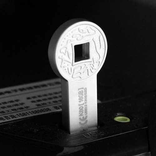 EAGET K80 128GB USB 3.0 Flash Drive - High Speed Metal Thumb Drive with Ancient Coin Design, Waterproof & Durable - Perfect for Data Storage, File Transfer, Travel & Business Use