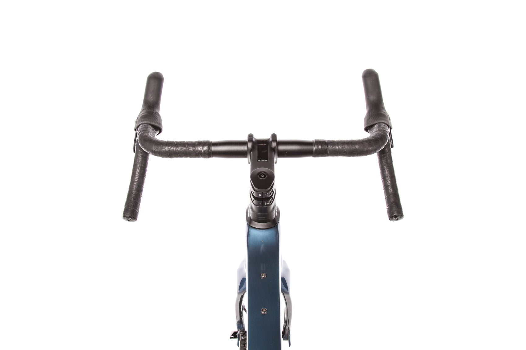 Bianchi Arcadex GRX 600 Gravel Bike 2022 - Large Size | Adventure & Commuting Gravel Road Bike for Men & Women | Perfect for Off-Road Trails, Long-Distance Riding & Urban Commuting