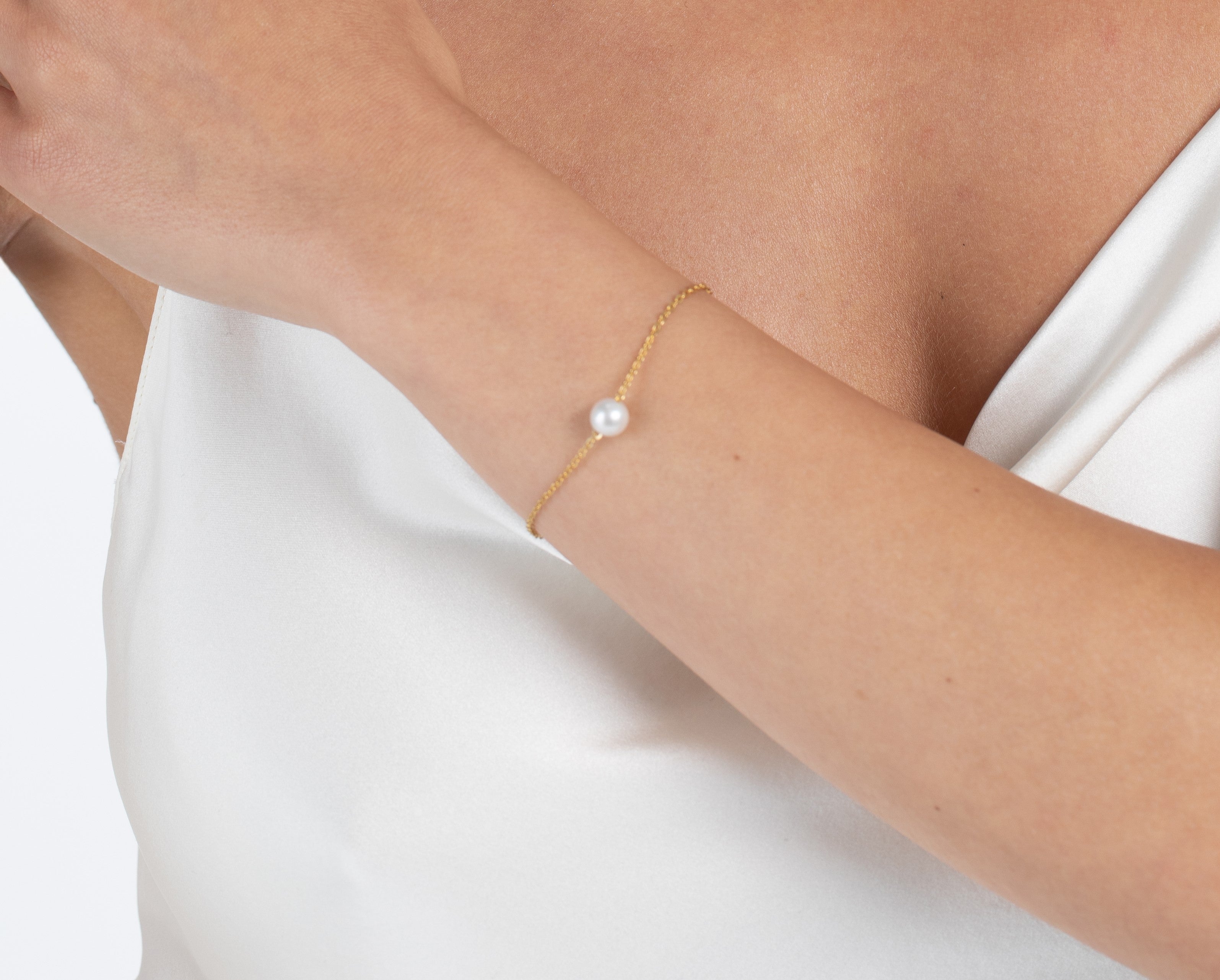 Elegant Single Pearl Bracelet - 14K Yellow Gold Plated Jewelry for Women | Perfect for Weddings, Anniversaries & Special Occasions