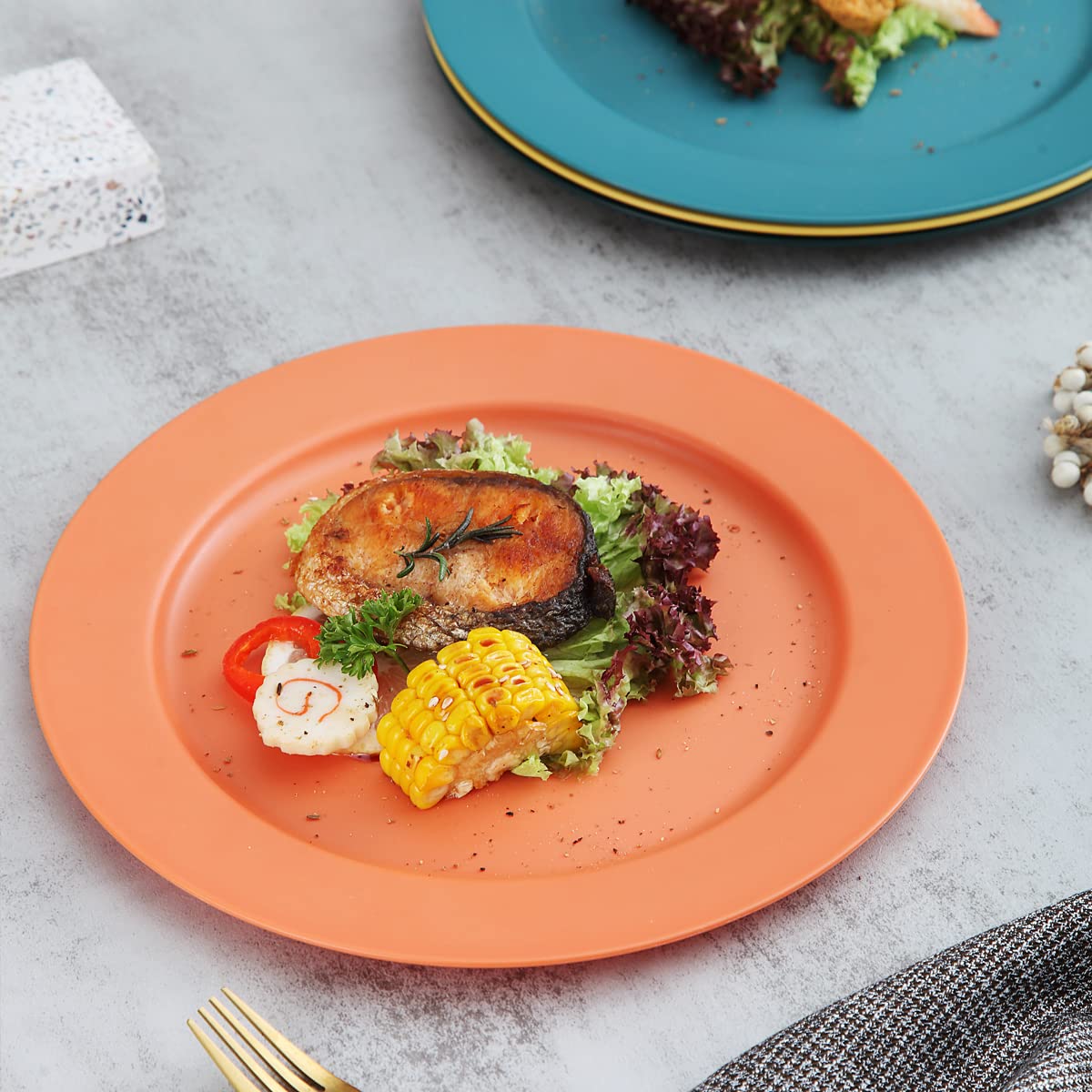 Kyraton 10-Inch Large Plastic Plates Set of 8 - Unbreakable, BPA-Free, Dishwasher & Microwave Safe, Lightweight Dinner Plates (Multi-Color) - Perfect for Parties, Picnics, Camping & Everyday Dining