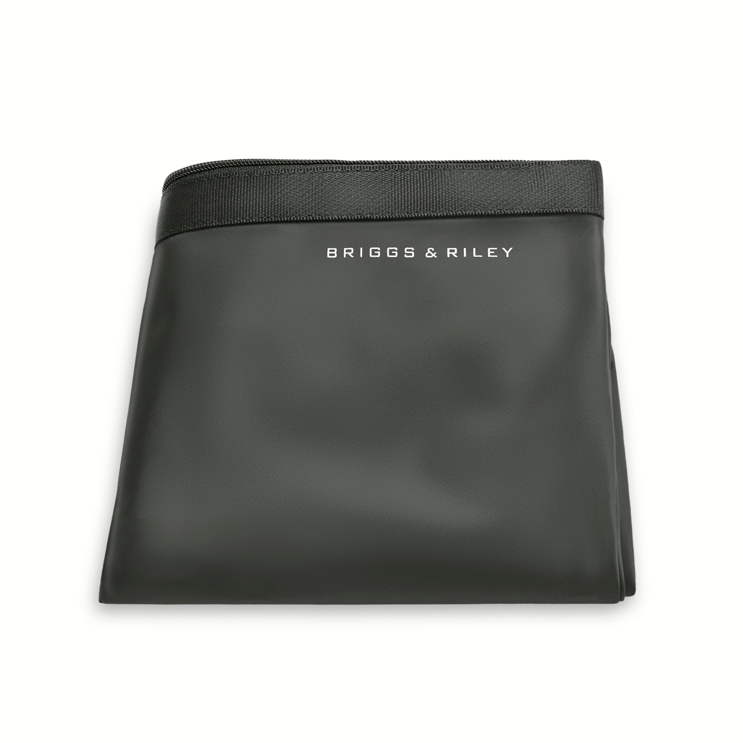 Briggs & Riley Premium Zippered Laundry Bag for Travel - Durable Washable Organizer for Clothes, Socks & Undergarments - Perfect for Business Trips, Vacations & College Dorm Use