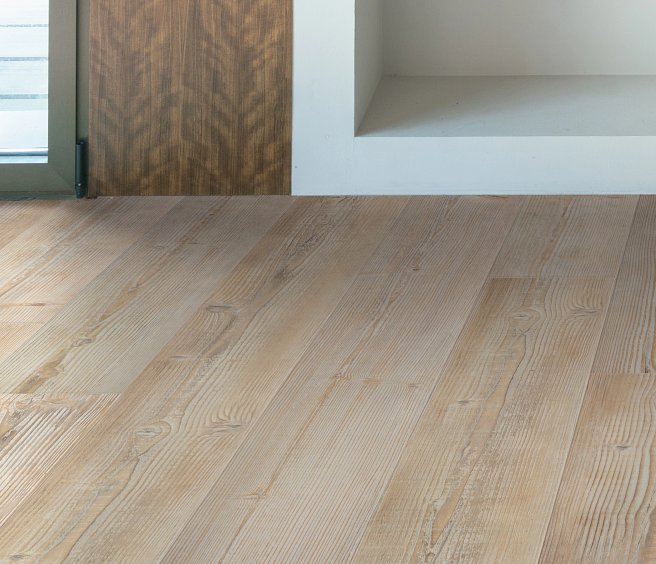 Coretec Plus Classics Premium Waterproof Vinyl Plank Flooring - Sunlit Pine 7
