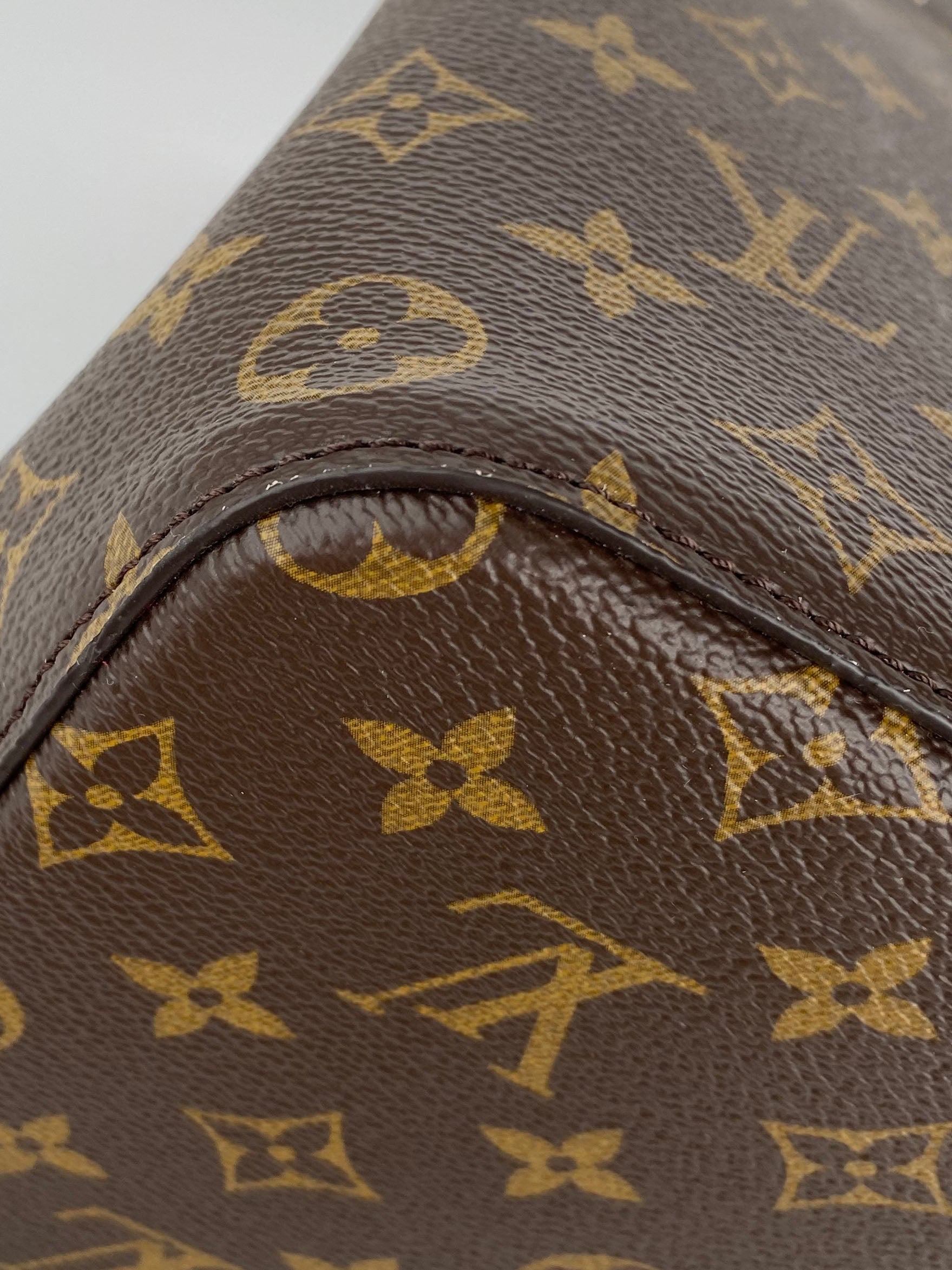Authentic Louis Vuitton Monogram NeoNoe Handbag - Luxury Shoulder Bag for Women | Perfect for Work, Travel & Everyday Use
