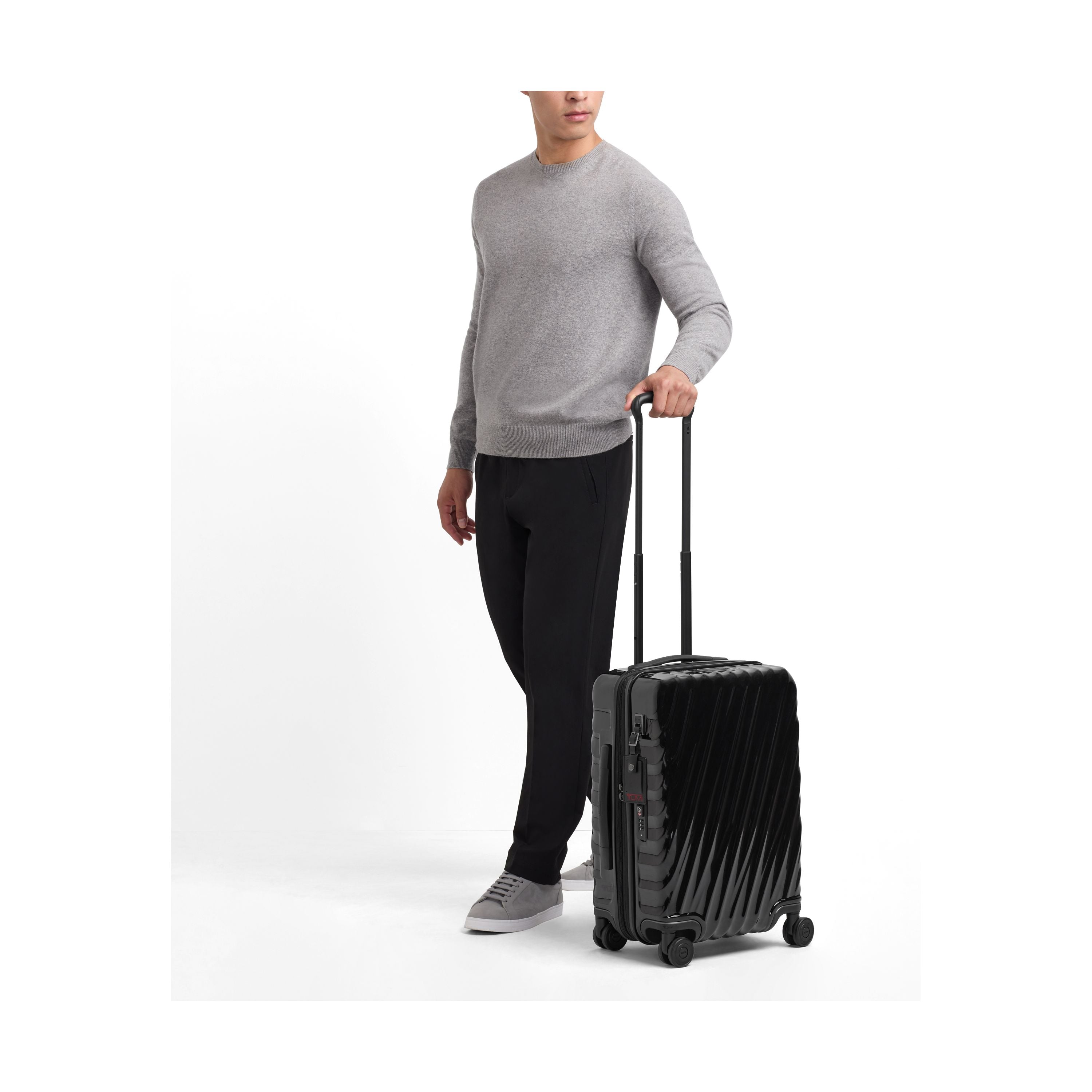 Tumi 19 Degree International Expandable 4 Wheeled Carry On Luggage - Lightweight Spinner Suitcase for Business Travel & Weekend Getaways