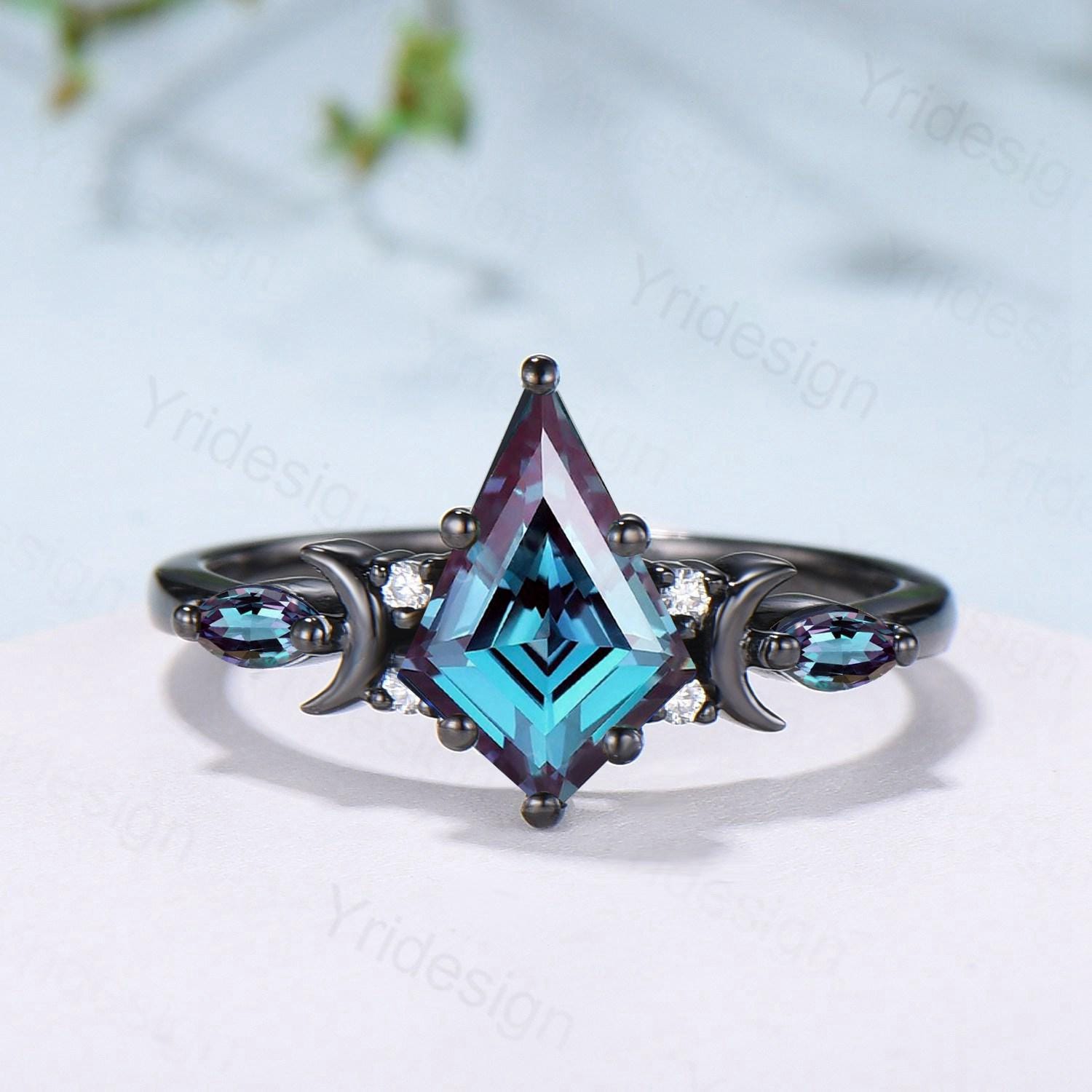 Black Gold Kite Cut Alexandrite Engagement Ring Set | Crescent Moon Star Color Change June Birthstone Ring | Unique Gothic Bridal Ring Set for Women | Perfect for Weddings, Anniversaries & Special Occasions