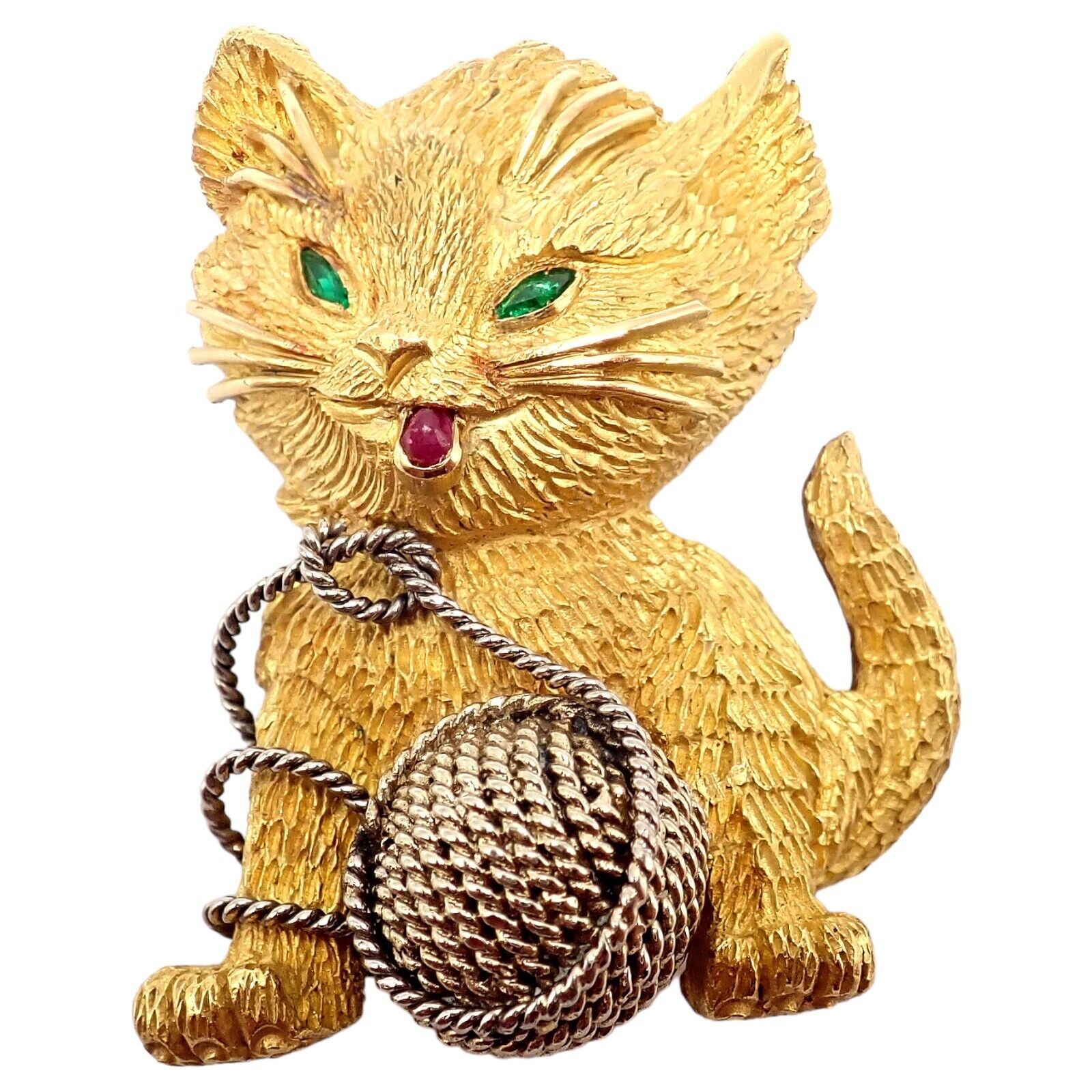 Vintage Tiffany & Co. France 20k Yellow Gold Ruby Emerald Cat Brooch Pin - Elegant Collectible Jewelry for Special Occasions & Gift Giving