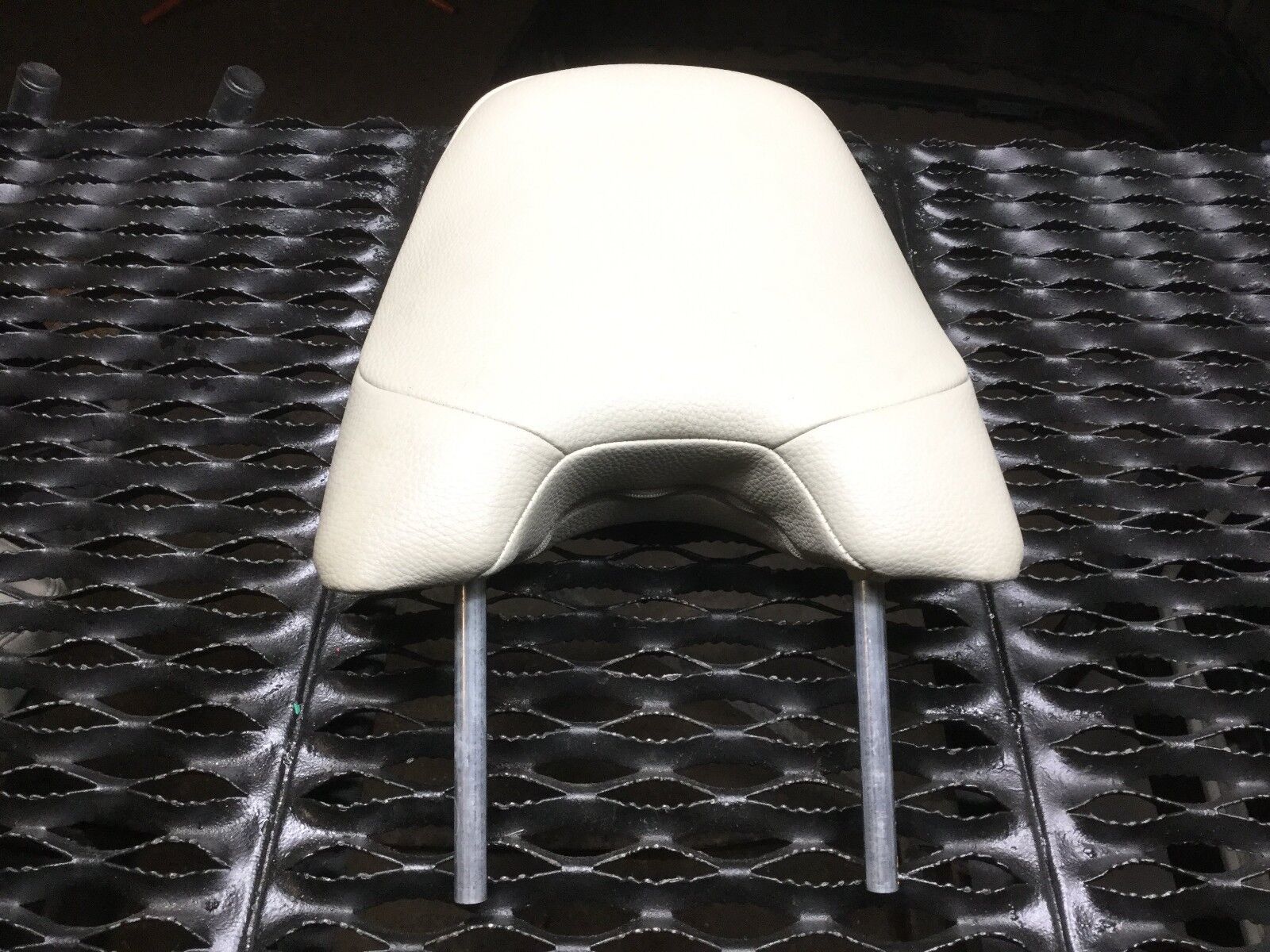 Volvo S60 Front Right Passenger Seat Headrest OEM Replacement Part - Perfect for Car Interior Upgrade & Comfort Enhancement