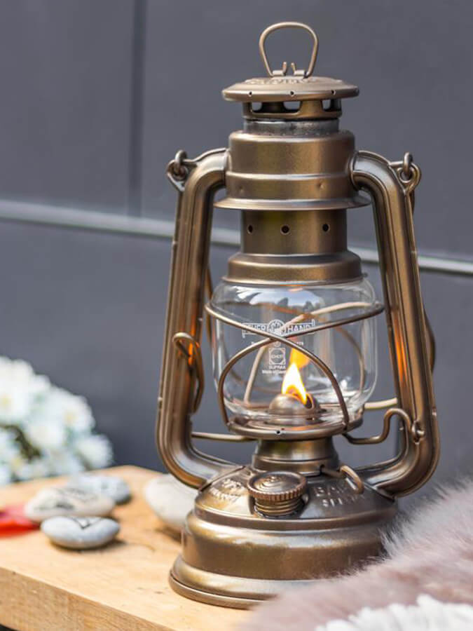 Feuerhand Baby Special 276 Hurricane Lantern - Vintage Outdoor Camping Light for Emergency, Garden, Patio & Power Outages